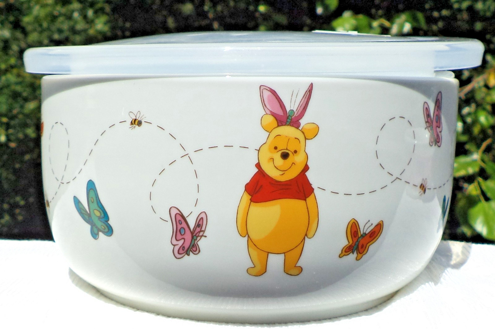 Disney WINNIE the POOH Ceramic STORAGE BOWL Vent Pressure LID Large 7.5″ NEW