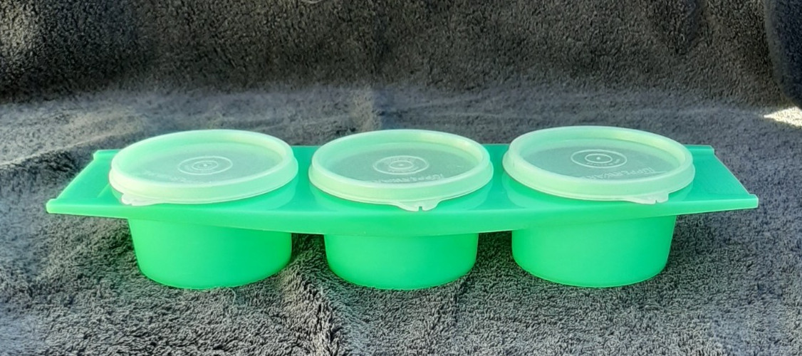 Vintage Tupperware Condiment Caddy 3 Bowl Green 15″ Long 4″ Diameter Bowls