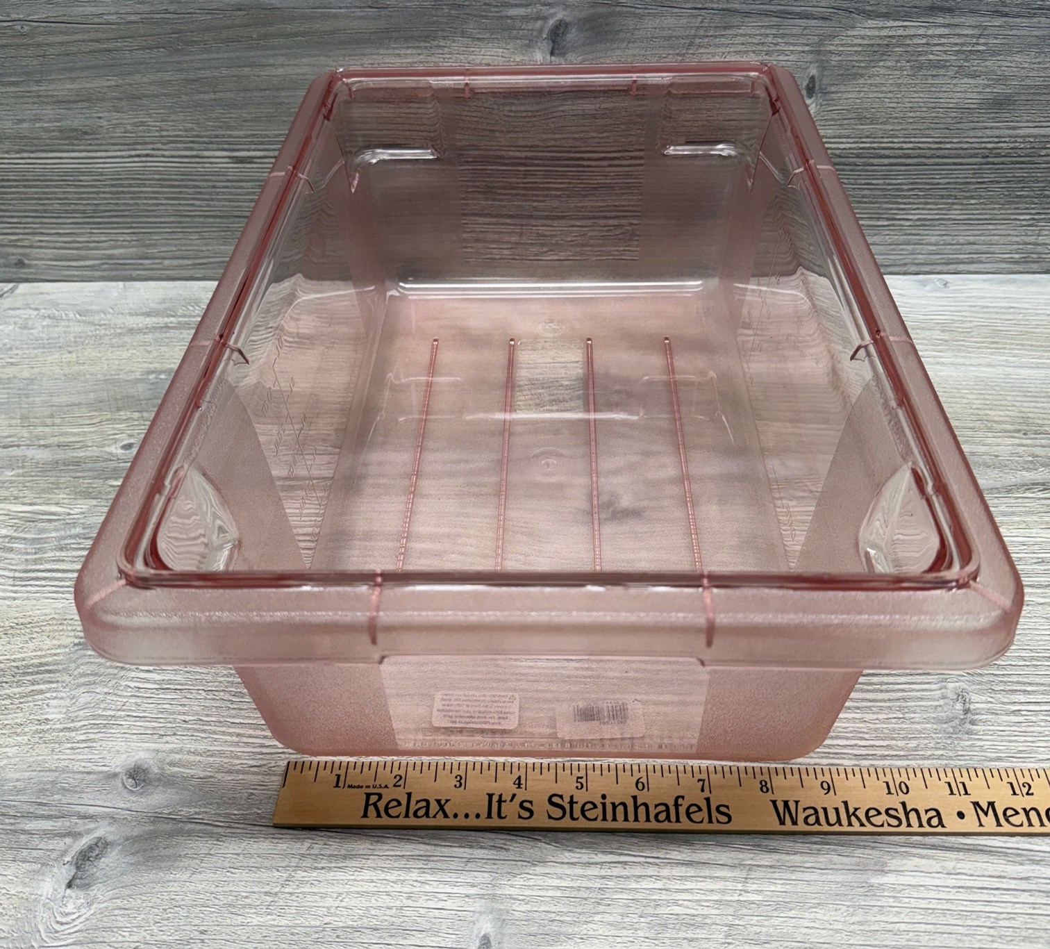Carlisle Food Storage Box 10611C05 Pink Glitter 12x18x6 3.5 Gallon Bus Tub