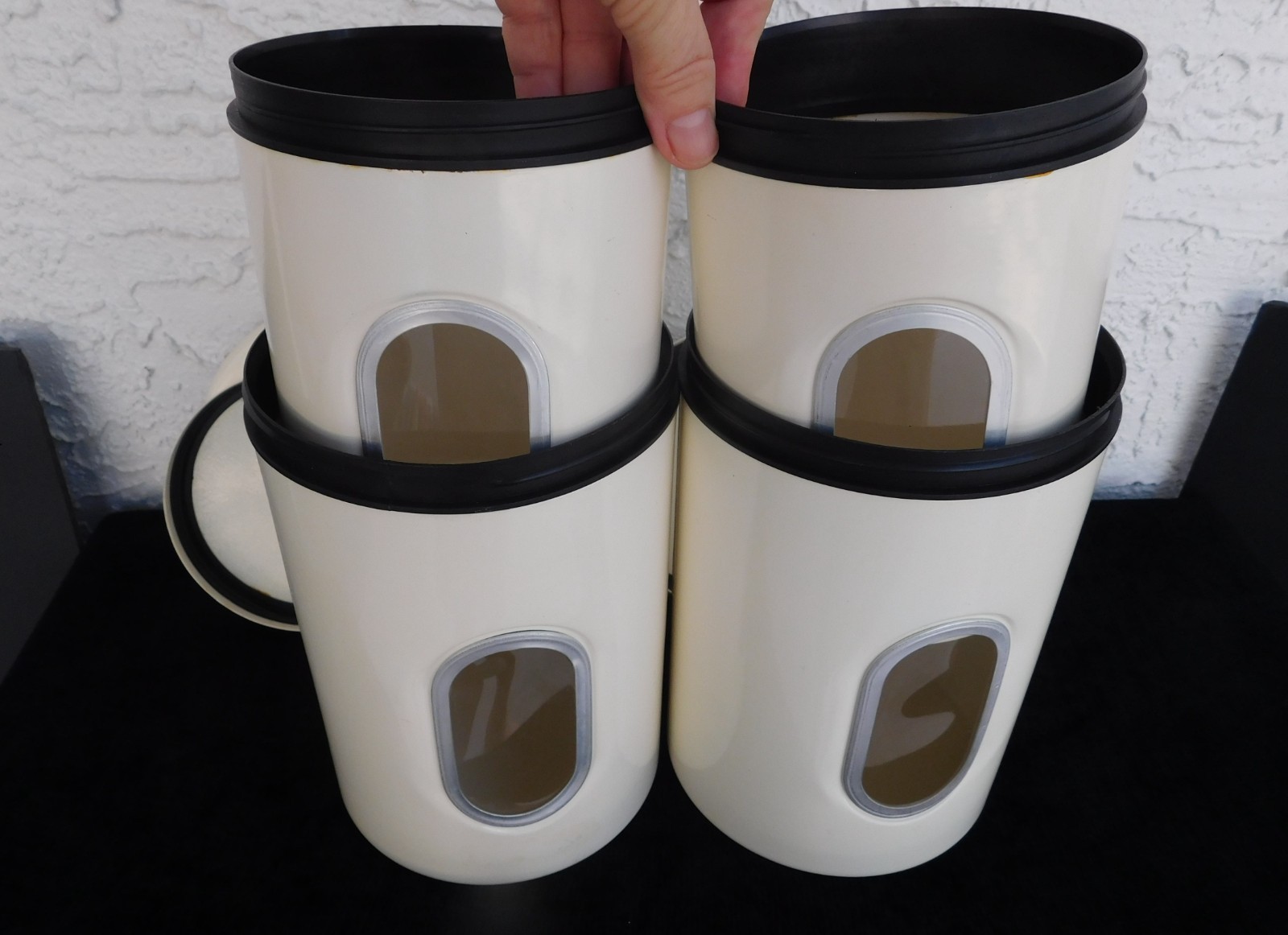 RARE VINTAGE Wesco “Classic Line” Kitchen Canister Container (Set of 4 – Almond)