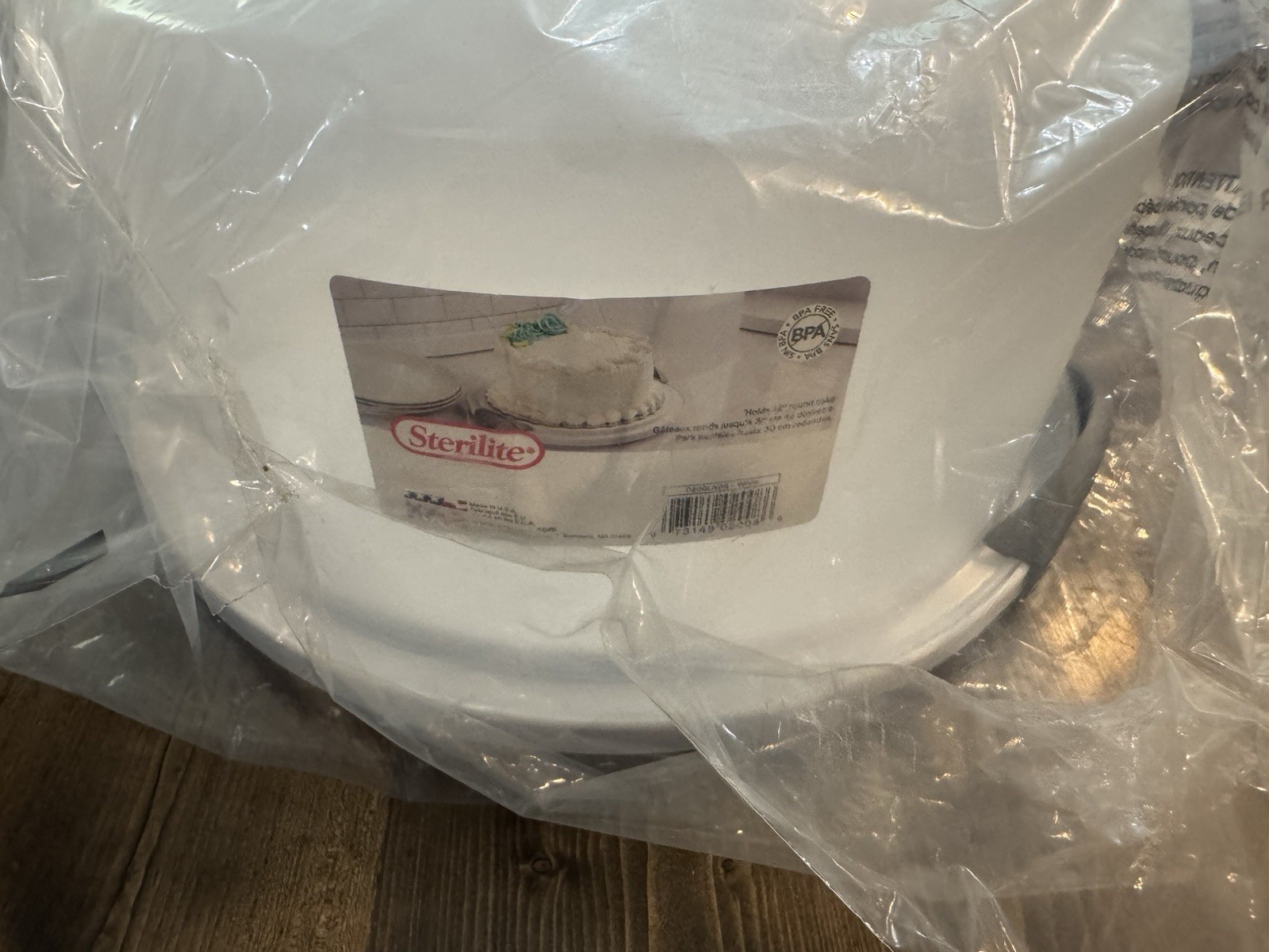 Sterilite Cake Server Circular Serving Container White- 12″ Cake