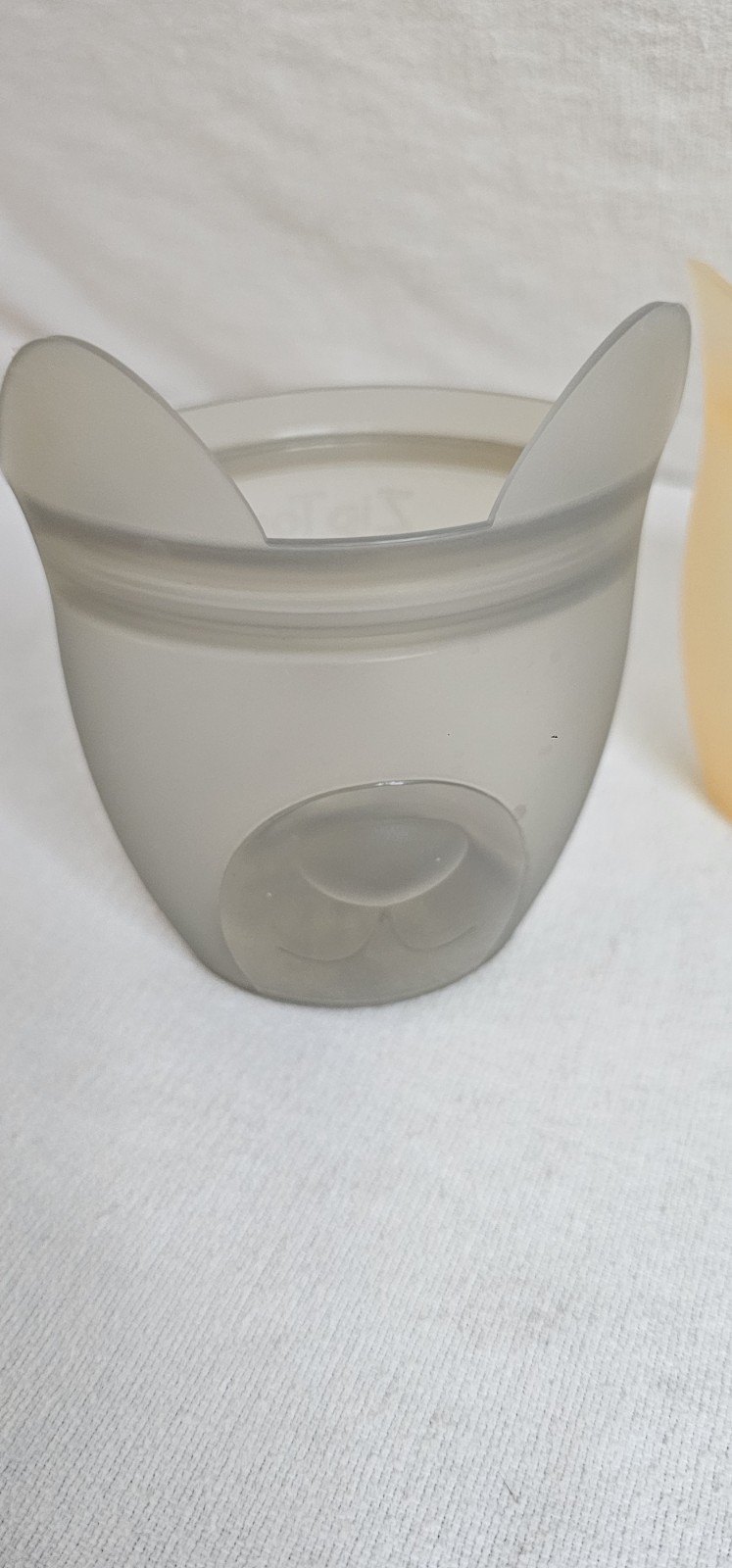 Toddler Snack Containers 4oz zip top 100% Platinum Silicone 4PK baby snack