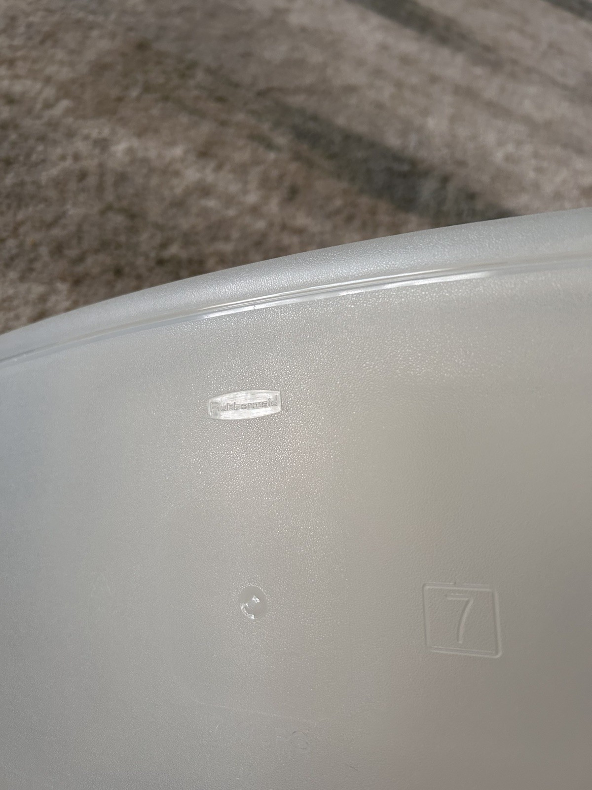 Rubbermaid Servin’ Saver #7 17 Cup Storage Container Rectangle 0006 USA with lid
