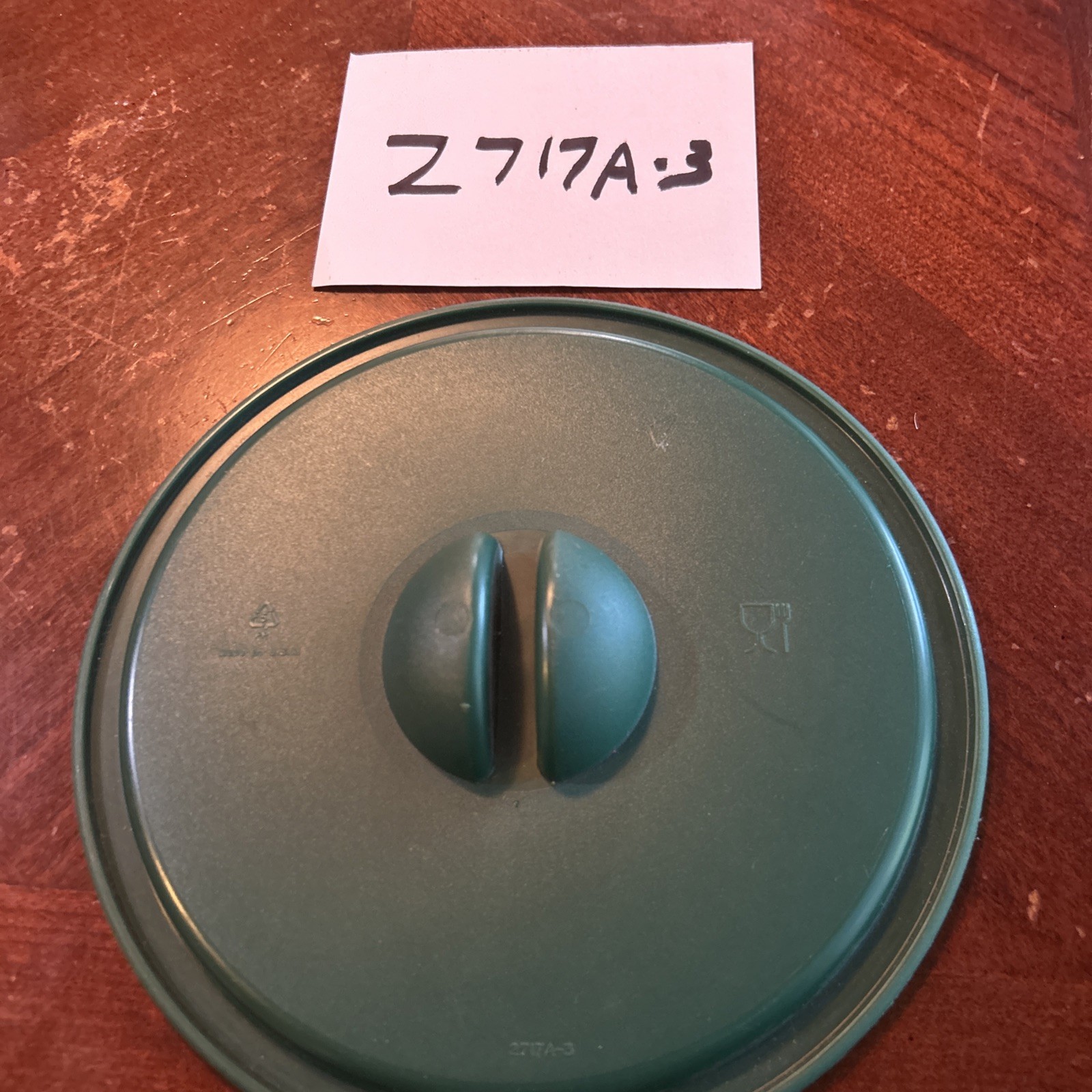 Tupperware Replacement Lid #2717A Coffee House Canister Green, 6.75″ 6″ inside.