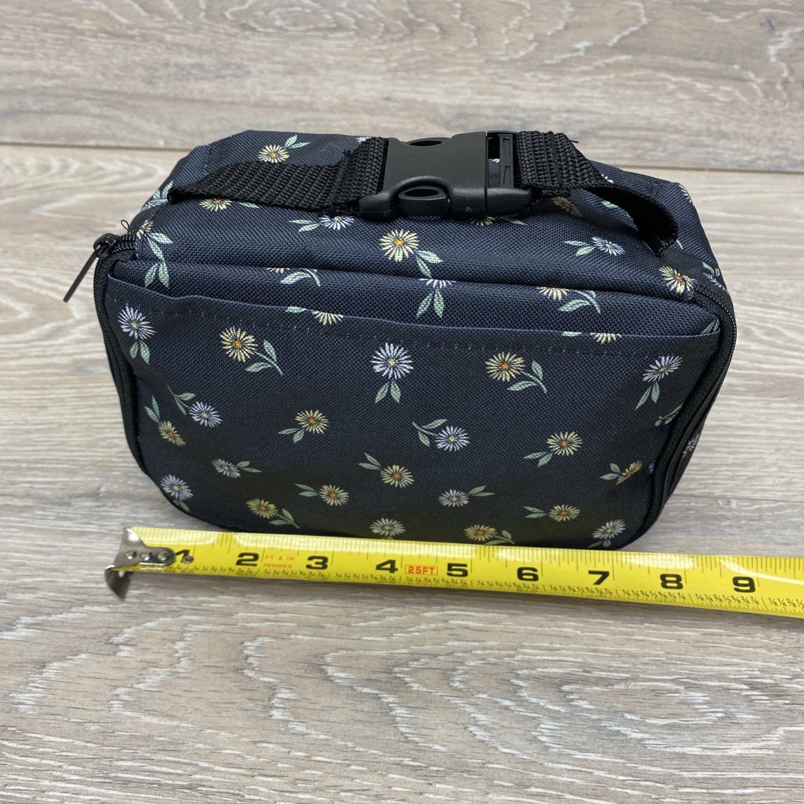 Thirty One All Go To Snack Box DITZY DAISY Black Floral Clip On Insulated Bag
