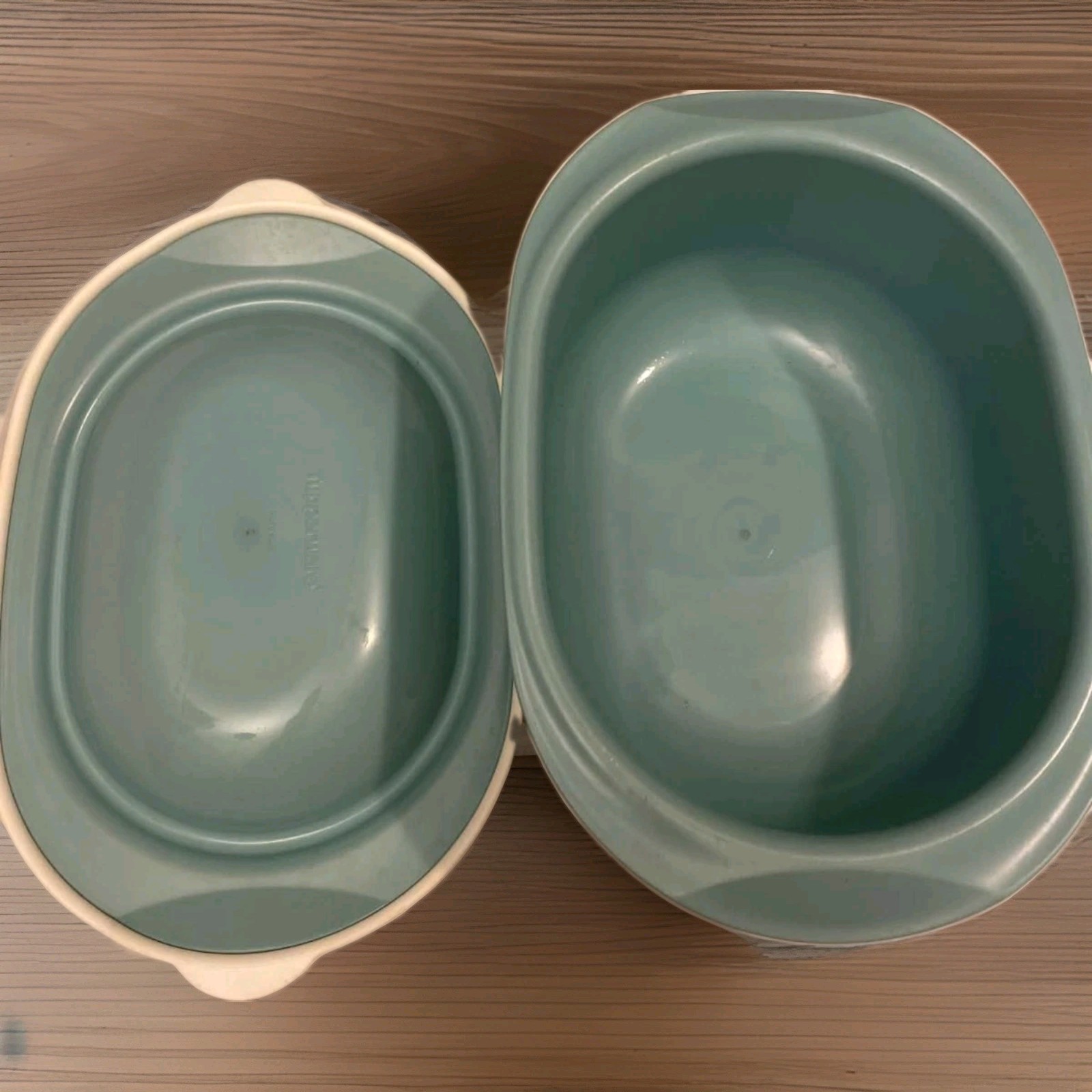 Tupperware Ultra Plus Oval 3Lt Food Storage Blue/White Snap Lid Microwave Safe