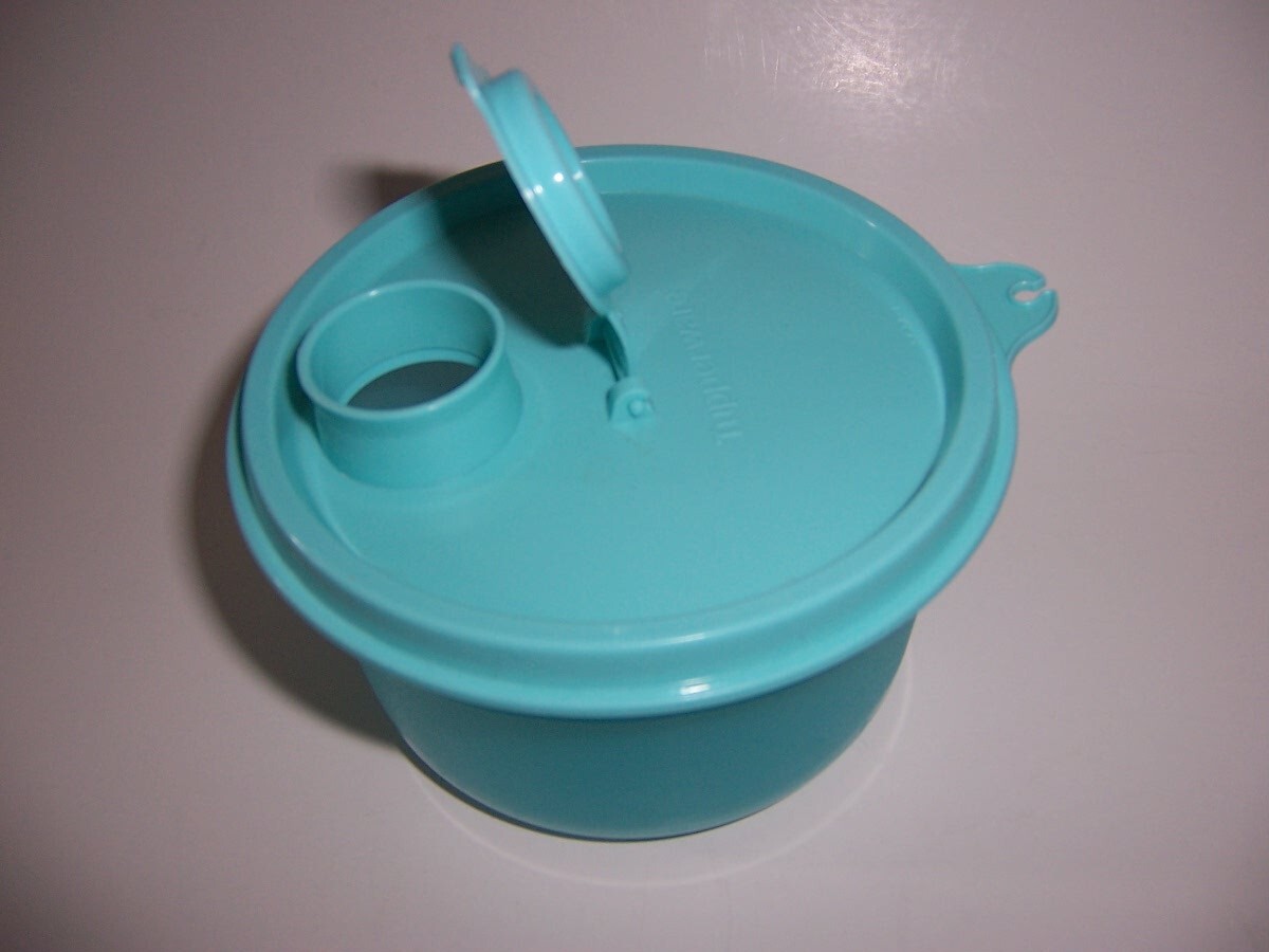 Tupperware Meal Solutions To Go Set Insulated Bag With 4 Microwave Safe Bowls