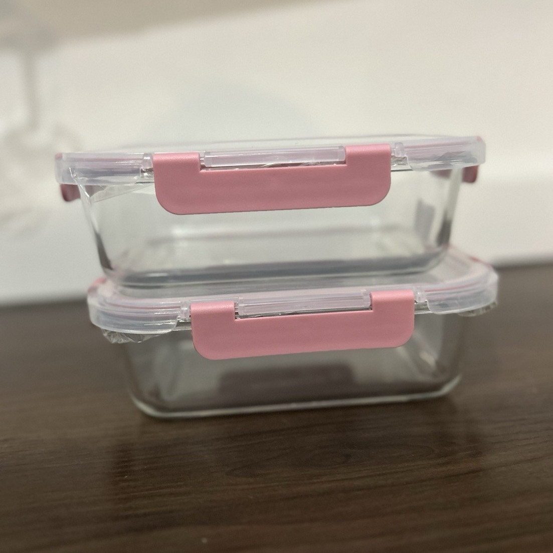 New 2pc Glass Food Storage Containers 16 oz Rectangular Clear w/ Pink Snap Lids