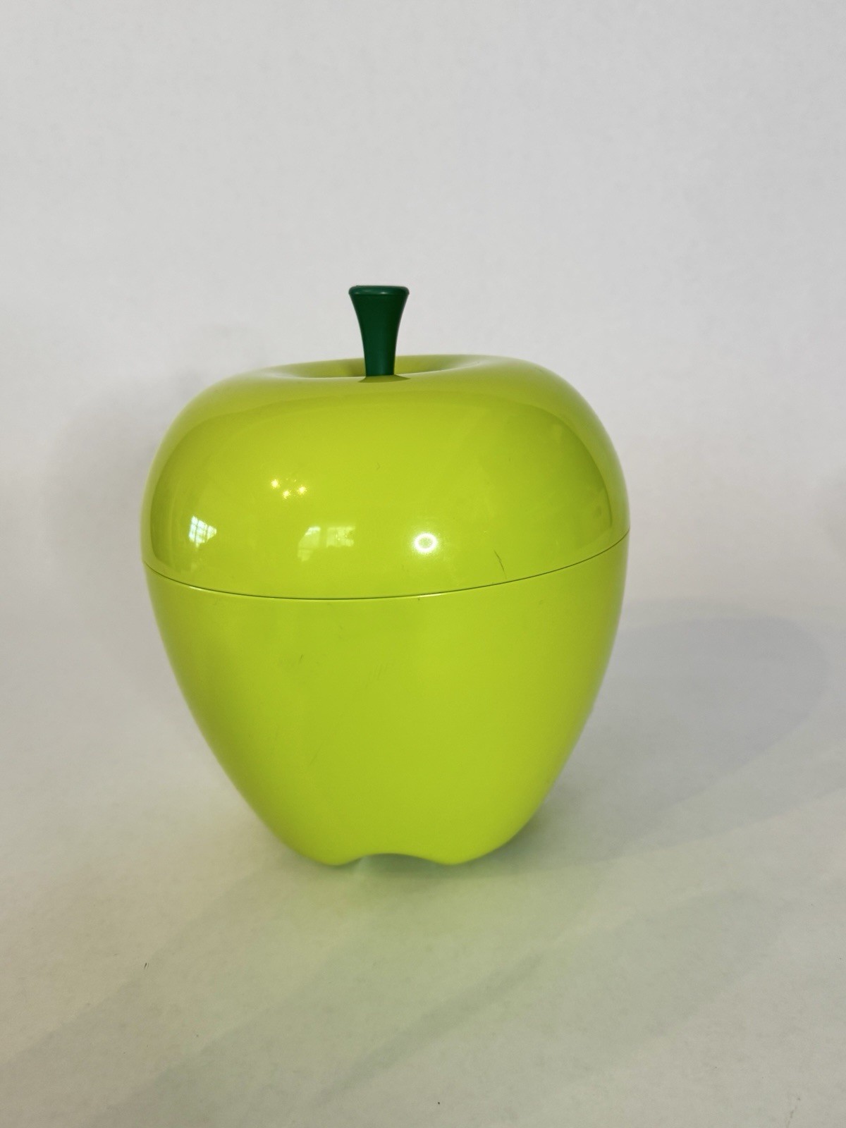 Qualy Happle Green Apple Storage Container Fruit Bowl Cookie Jar Canister & Lid