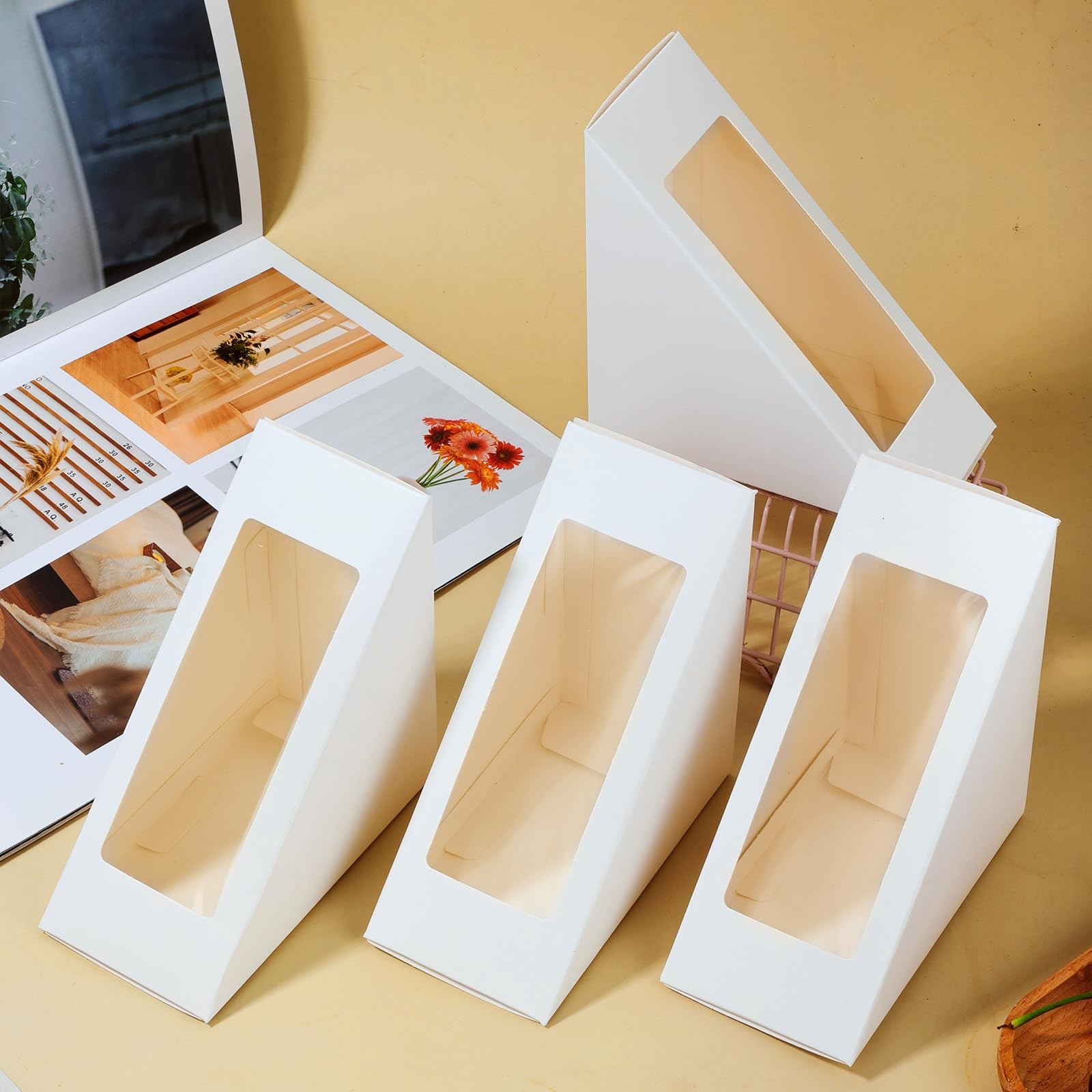 100 PCS Triangle Paper Sandwich Boxes 4.7×4.7×2.6 Inch Packaging Take Out