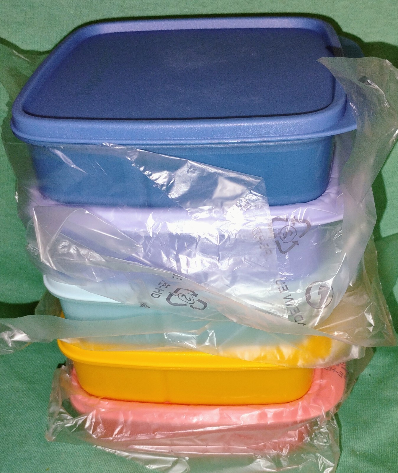Tupperware Lunch-IT container – NEW – various colors