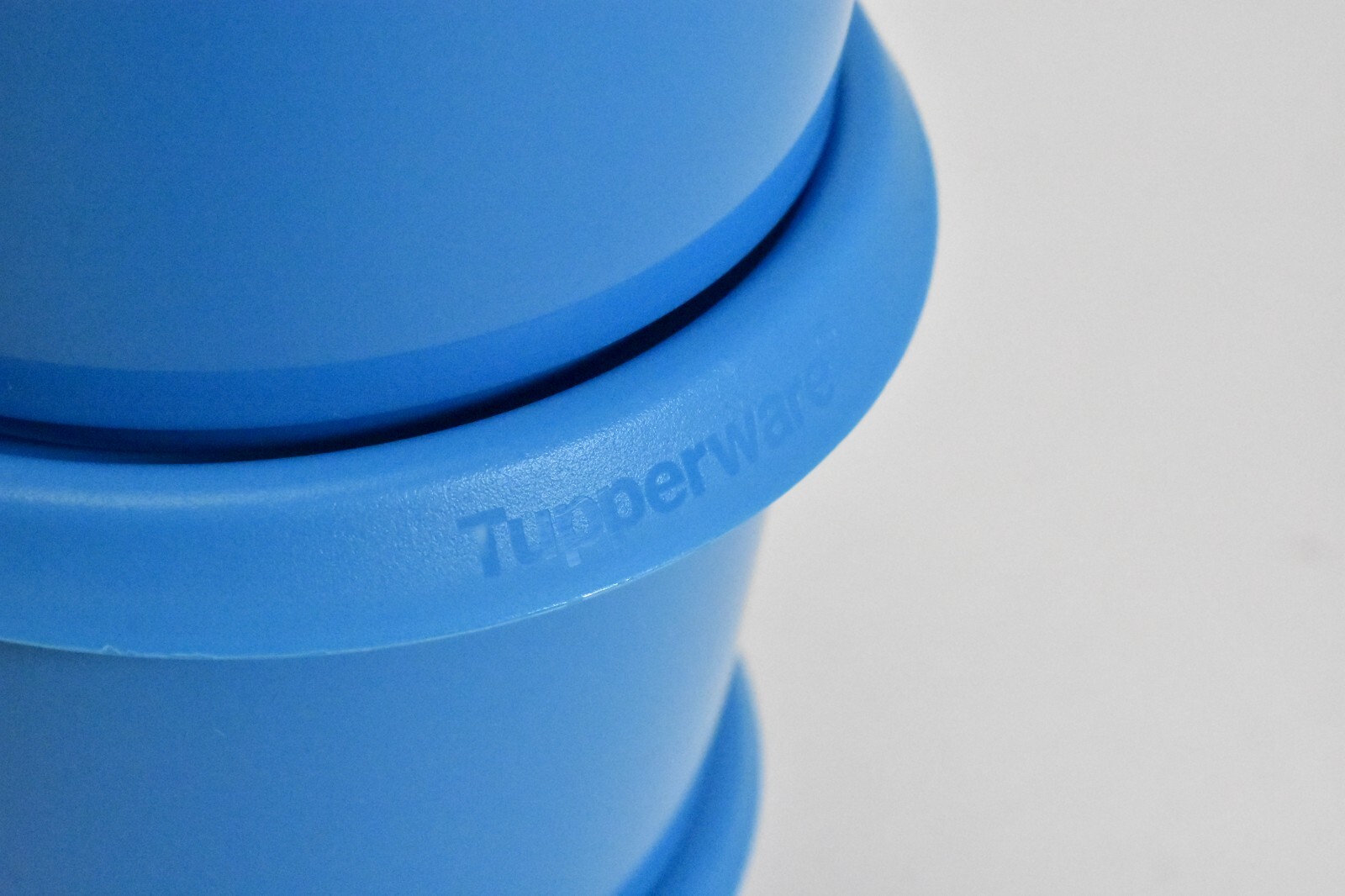 Tupperware One Touch Canister Blue 575ml Kitchen Food Pantry Storage Lot of 3
