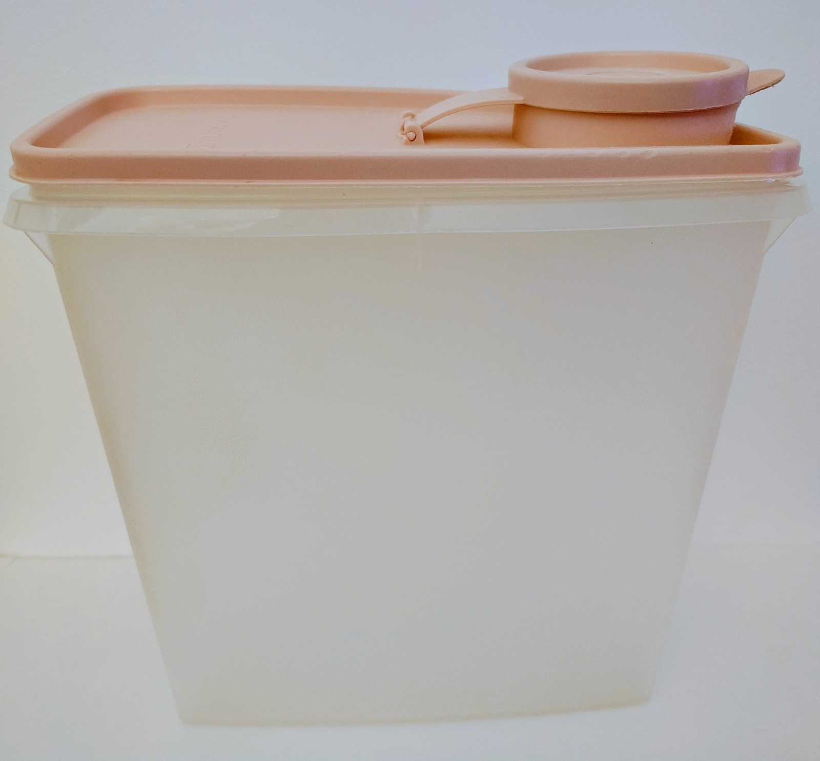 Tupperware Vintage Pink Seal Dry Food Storage Container 5.5 Qt, #469-9