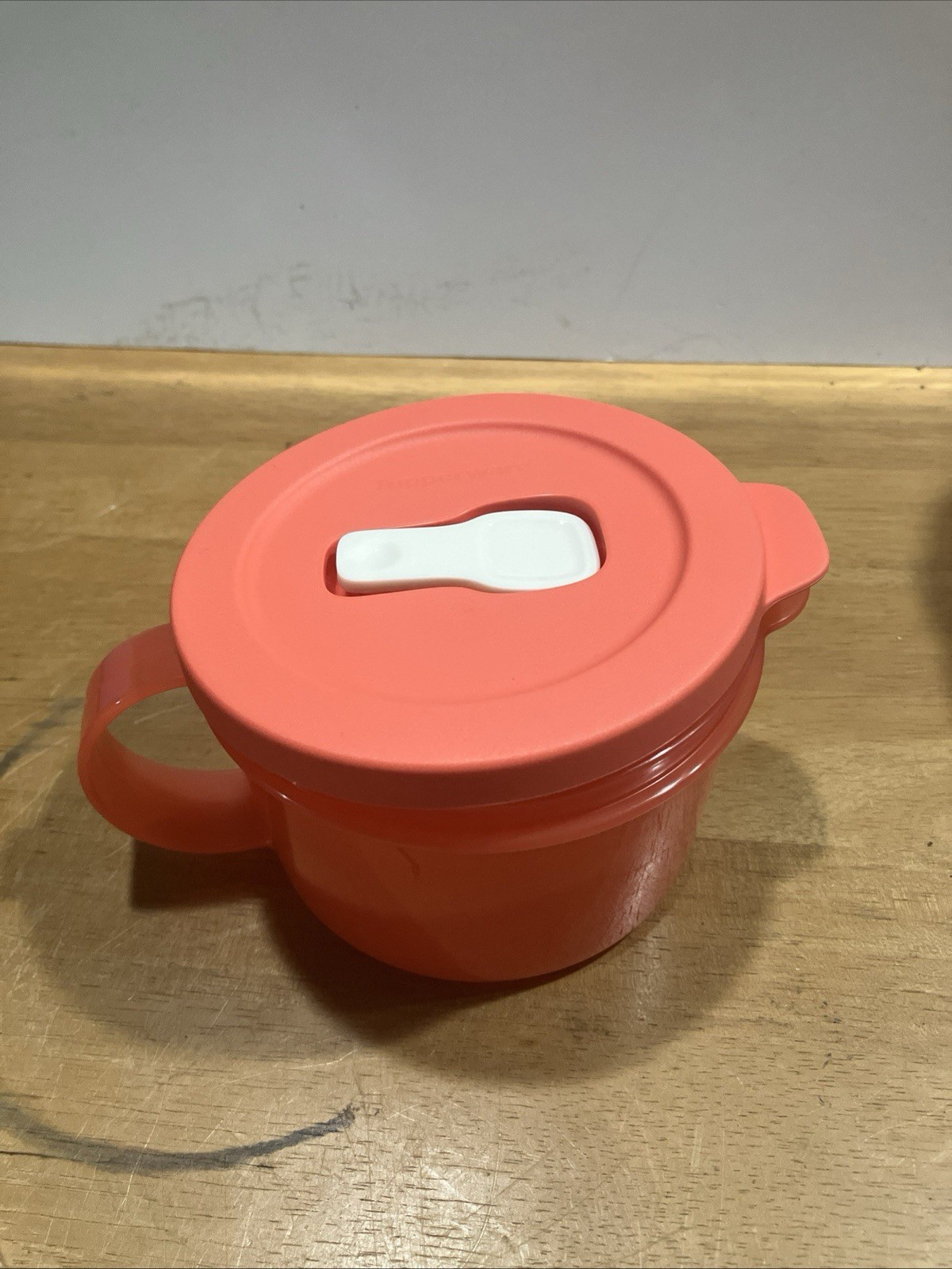 Tupperware Crystal wave Vented Microwave Soup Mug Brand New