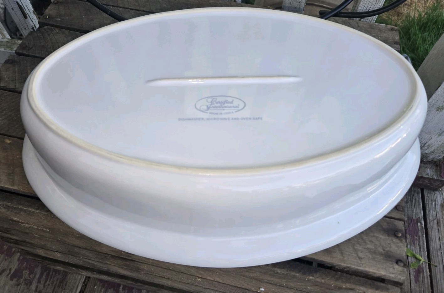 Certified International Oval Serving Dish Stoneware Bakeware with Metal Stand