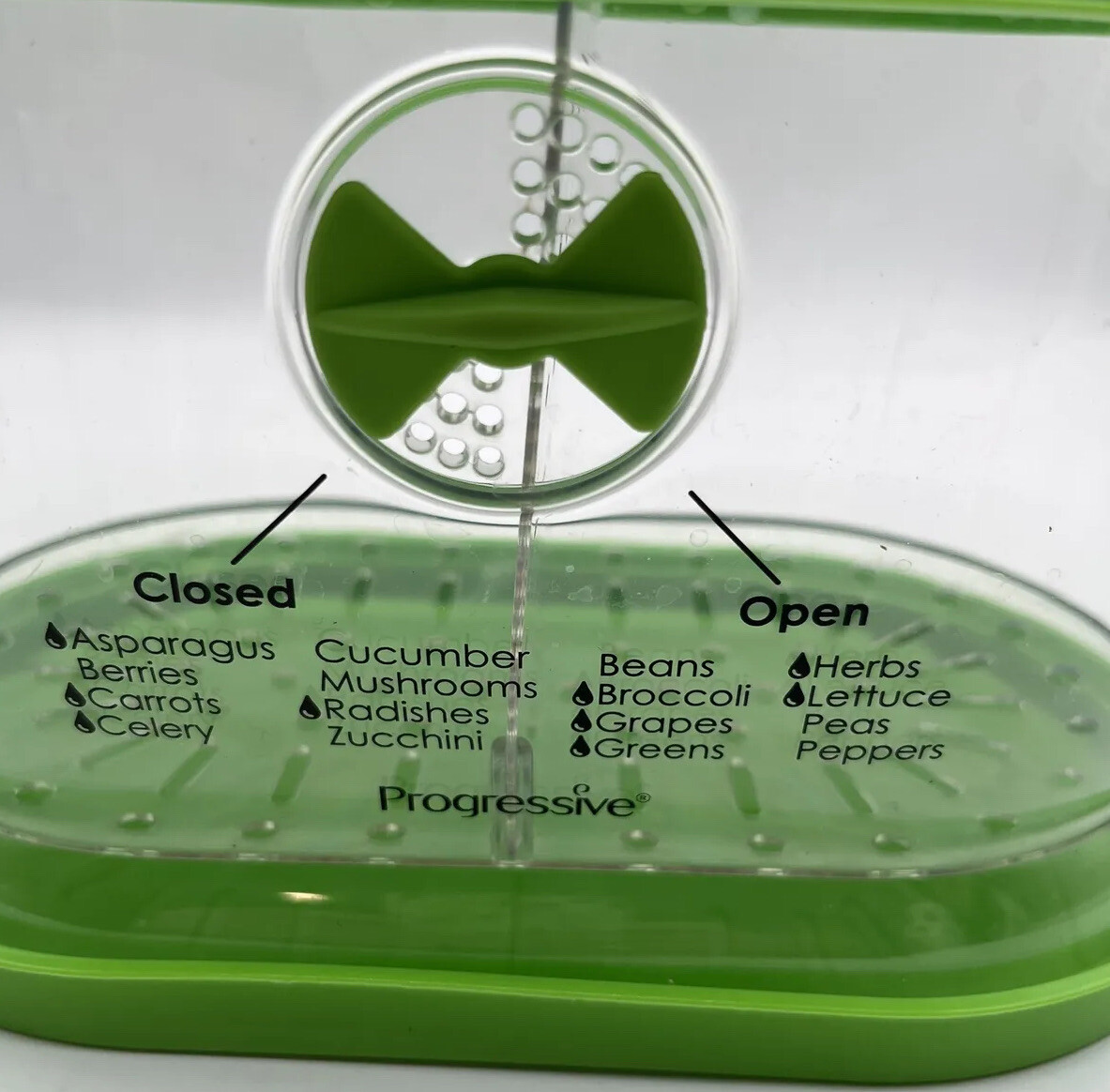 Progressive Prepworks Lettuce Keeper Food Storage , 4.7 Qt, Green Lid EUC