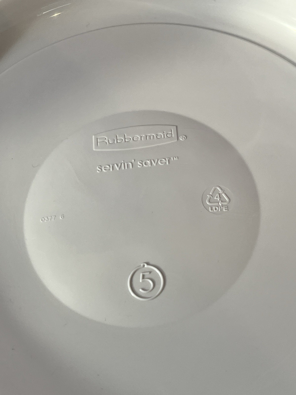Rubbermaid Servin Saver #5 Large 22 Cup Round Storage Container White Lid EC