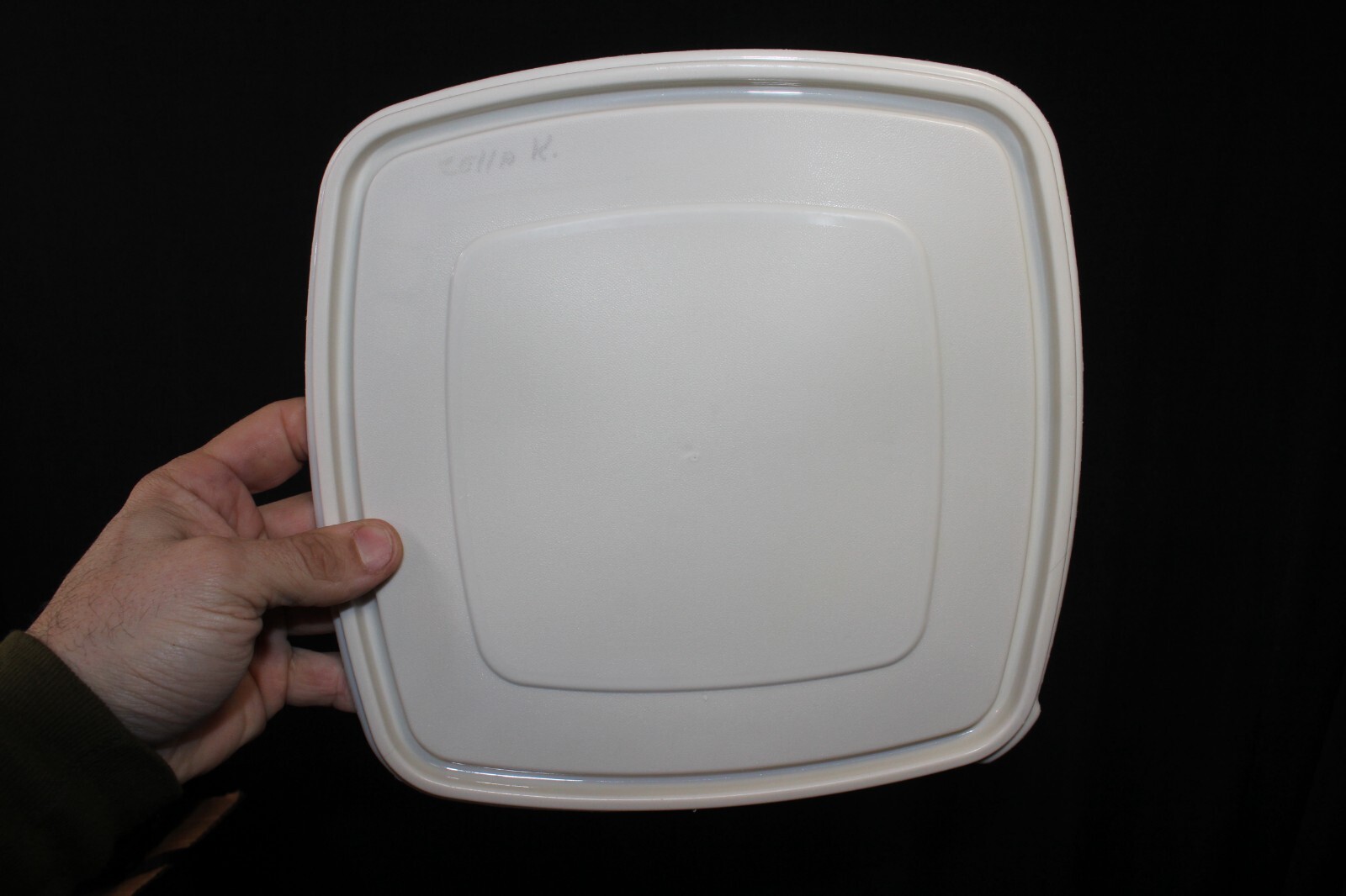 Vintage Rubbermaid Servin Saver #4 Square Lid 0015 Replacement Snap Cover 10.25″