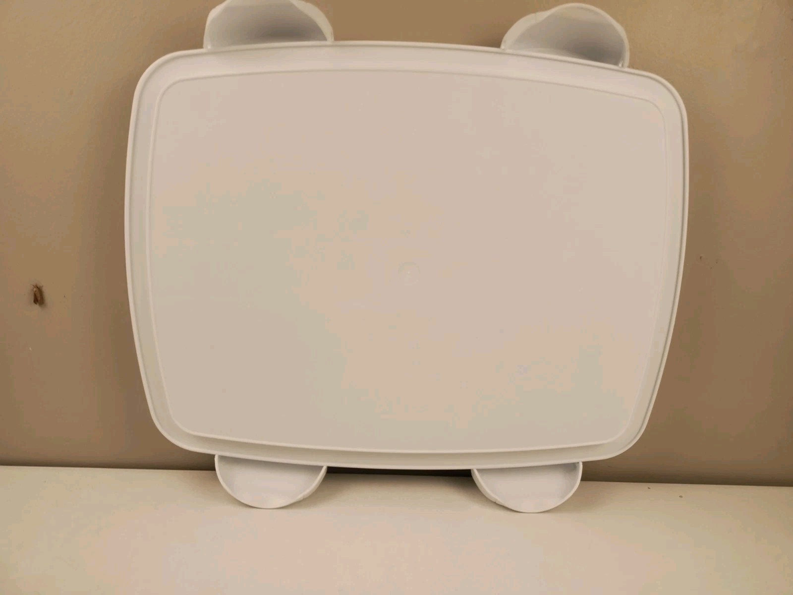 WILTON – Sheet Cake and Cupcake Carrier 3 in 1 Caddy – Plastic – White