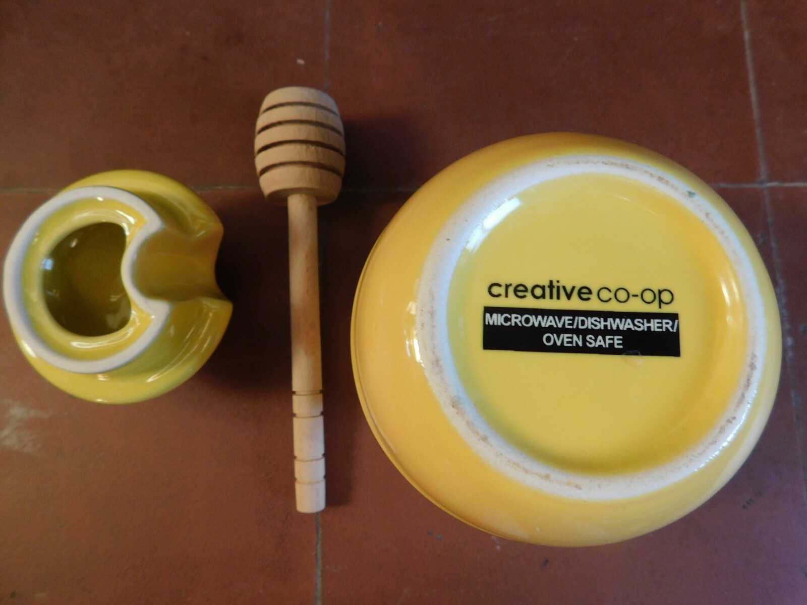 Two Tone Yellow-Gold Creative Co-op Honey Pot w/Wooden Dipper Lid~ Bee Design