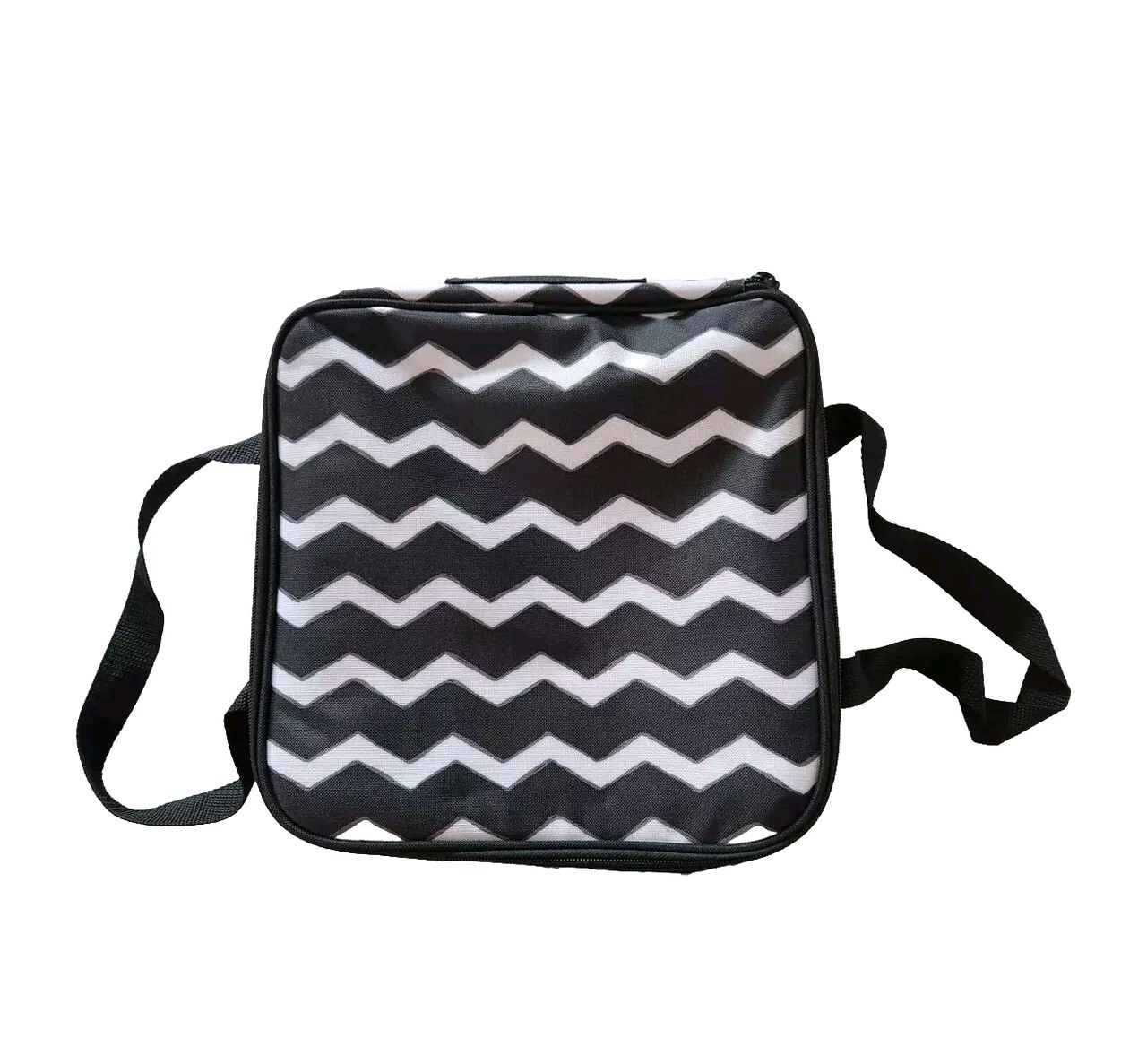 Thirty One Perfect Potluck Party Thermal Chevron Casserole Dish 9″ Black 31