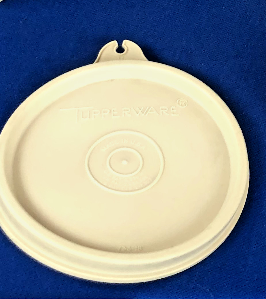 VINTAGE TUPPERWARE Condiment Serving Triple Caddy Handle Removable Bowls & Lids