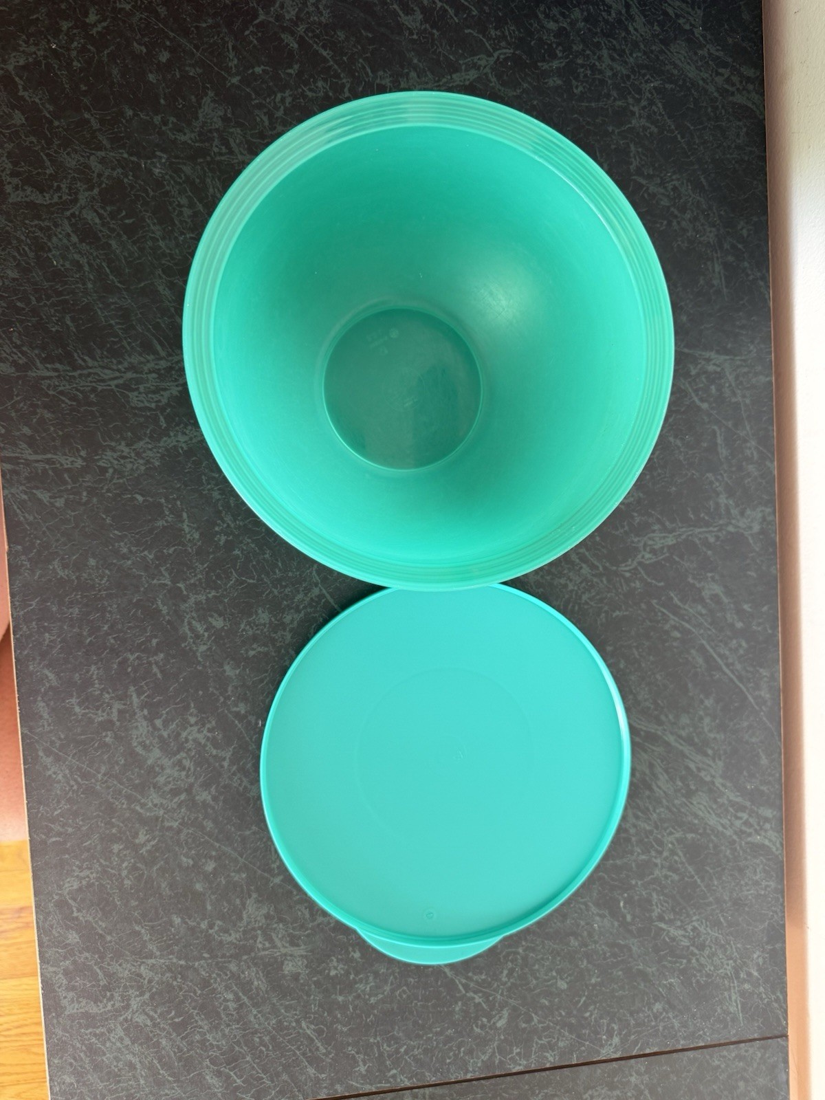 Tupperware Impressions Collection 2.5 L bowl