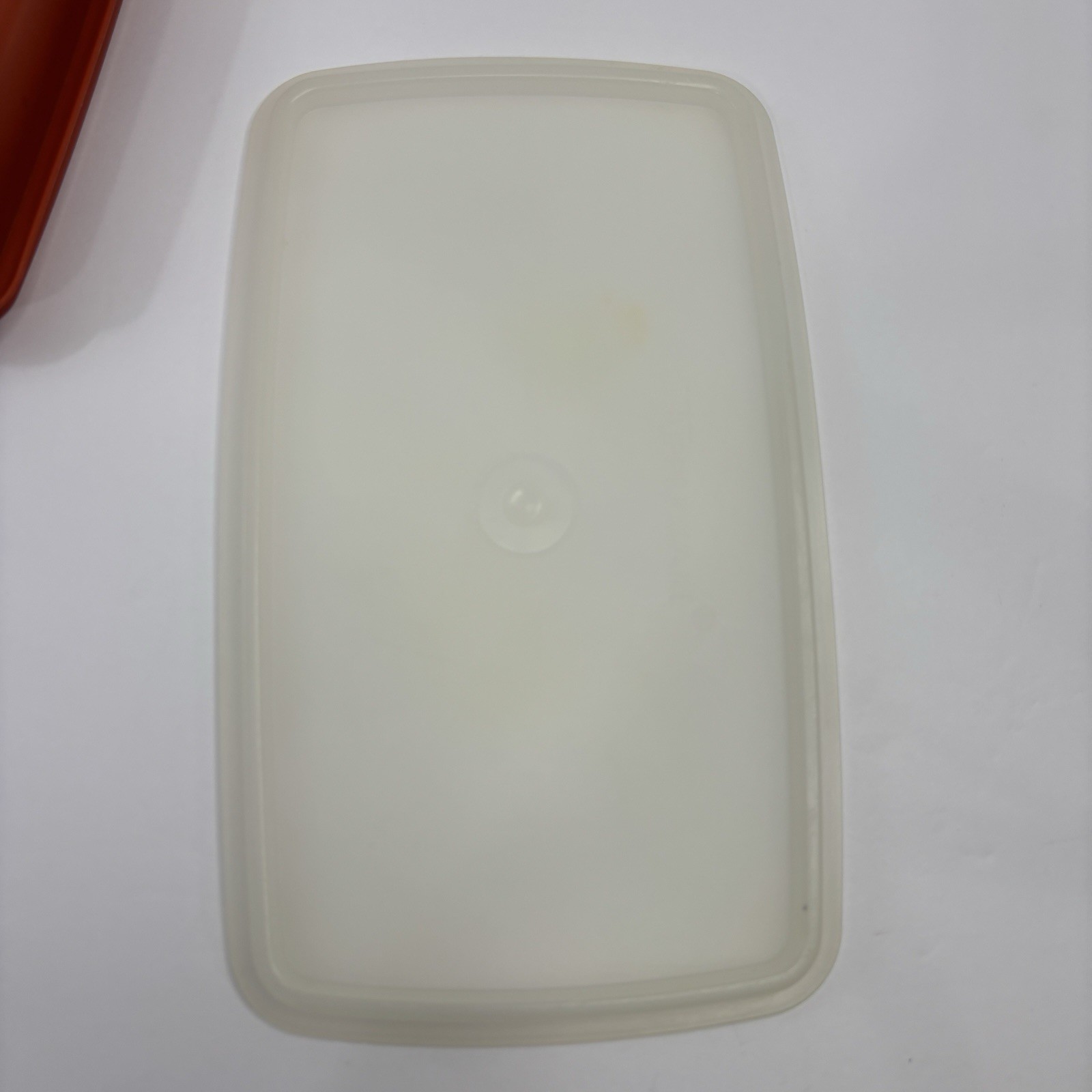 Tupperware 816 Deli Keeper Storage Container with Lid Paprika Orange