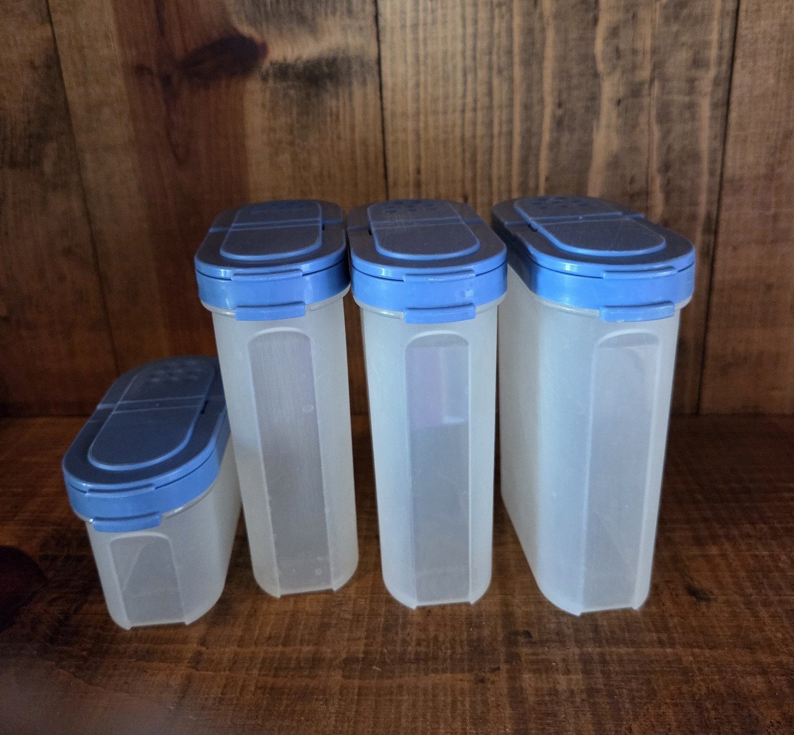 Tupperware Modular Mates Spice Container Set of 4 Blue Lids 1843 & 1846 3-L 1-S