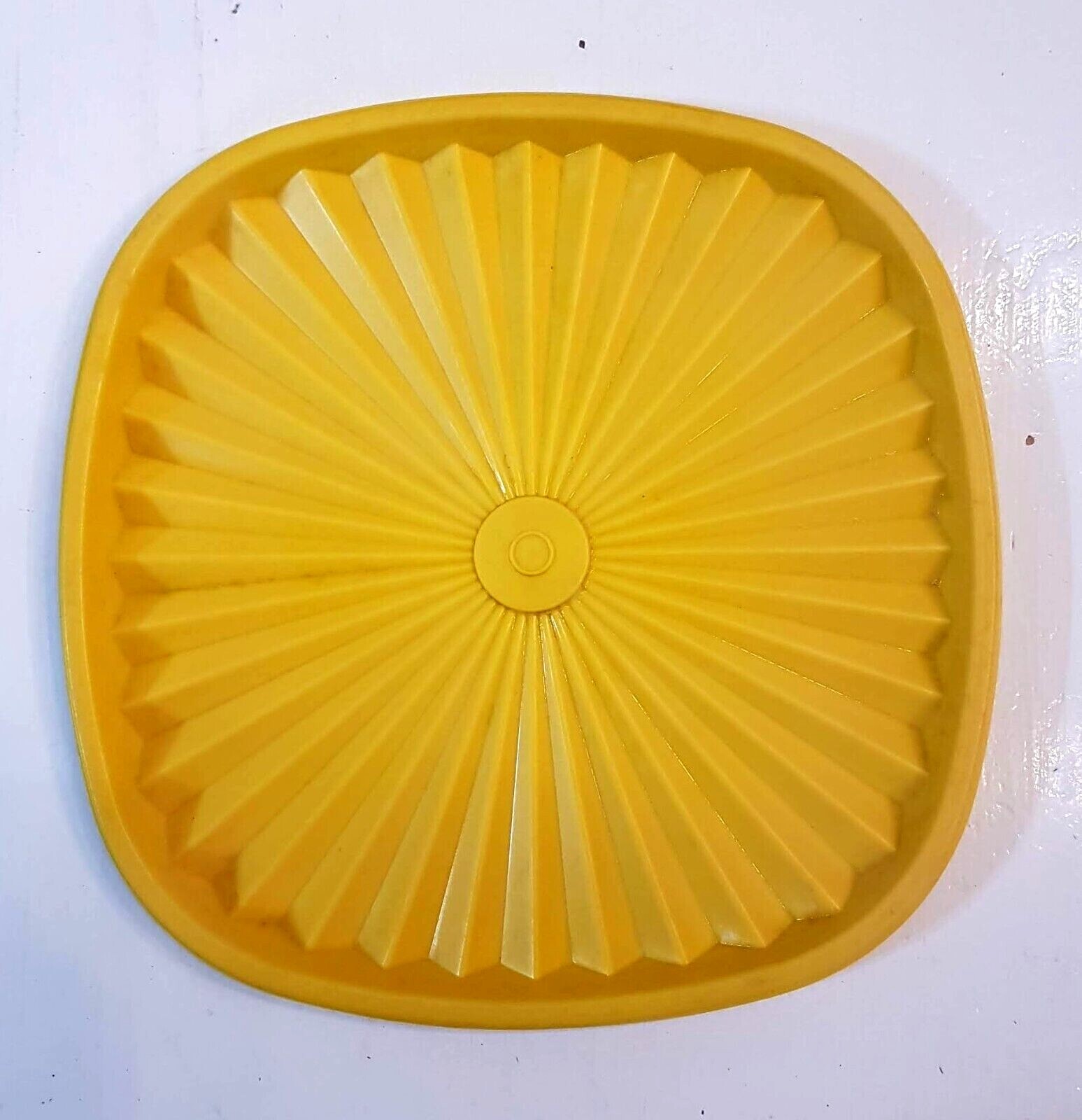 Tupperware REPLACEMENT LID CHOICE Wonderlier Canister Servalier Push Seal Pick 1