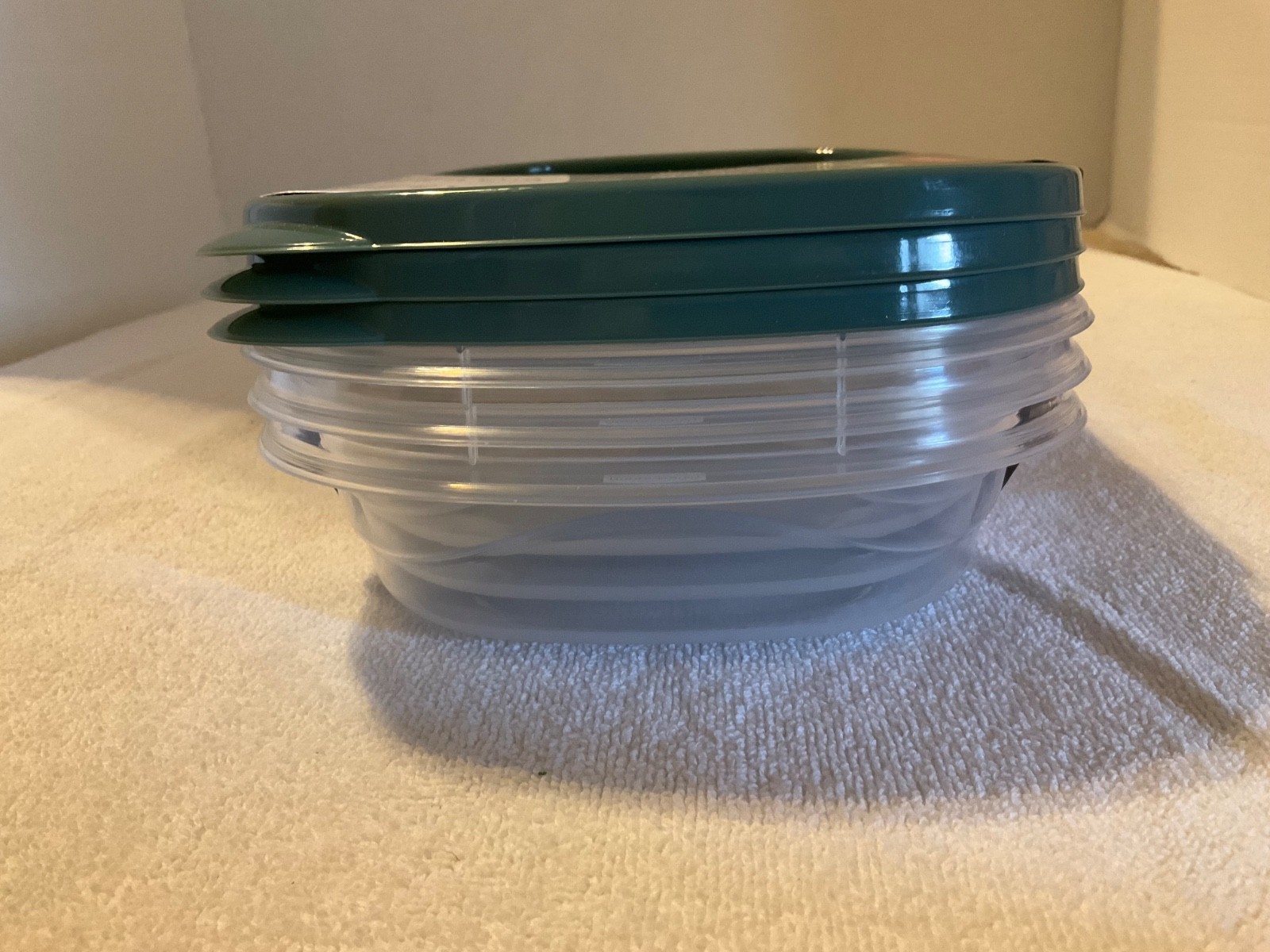Rubbermaid Take Alongs Green FOUR 2.9 Cup THREE 4 Cup FOUR 5.2 Cup BRAND NEW