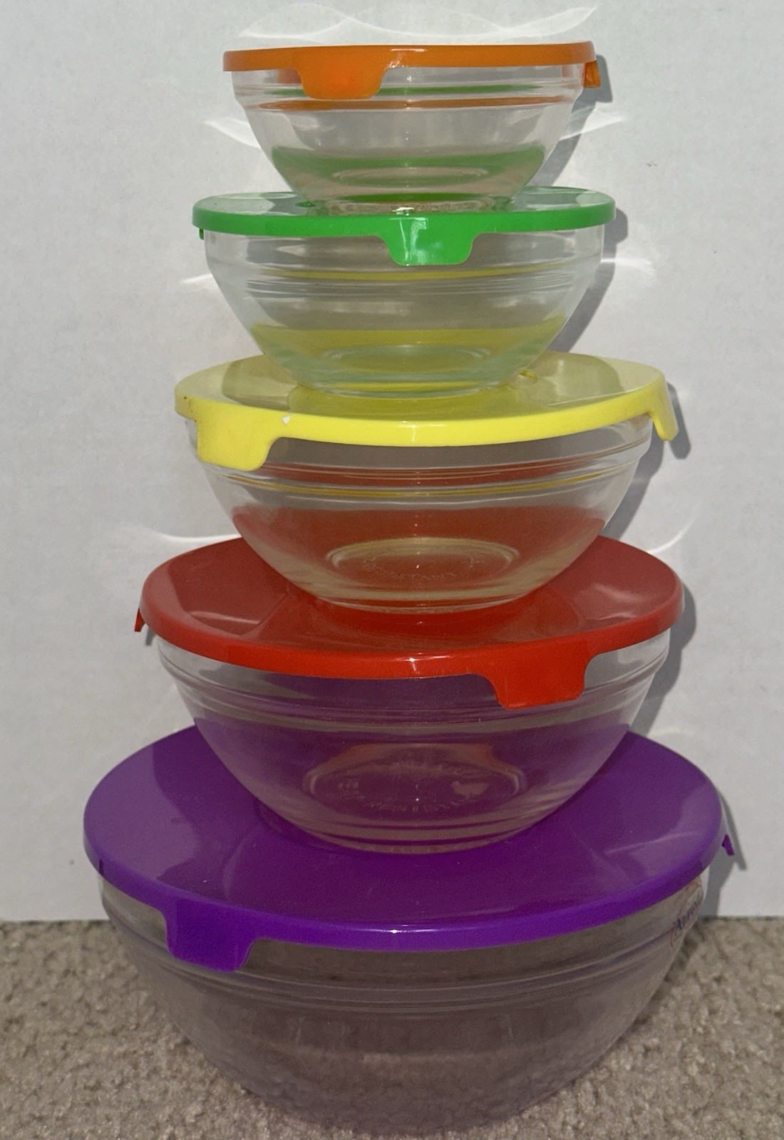 Alpine Cruisine 5 Stackable Glass Food Container W/Multicolor Plastic Lids.