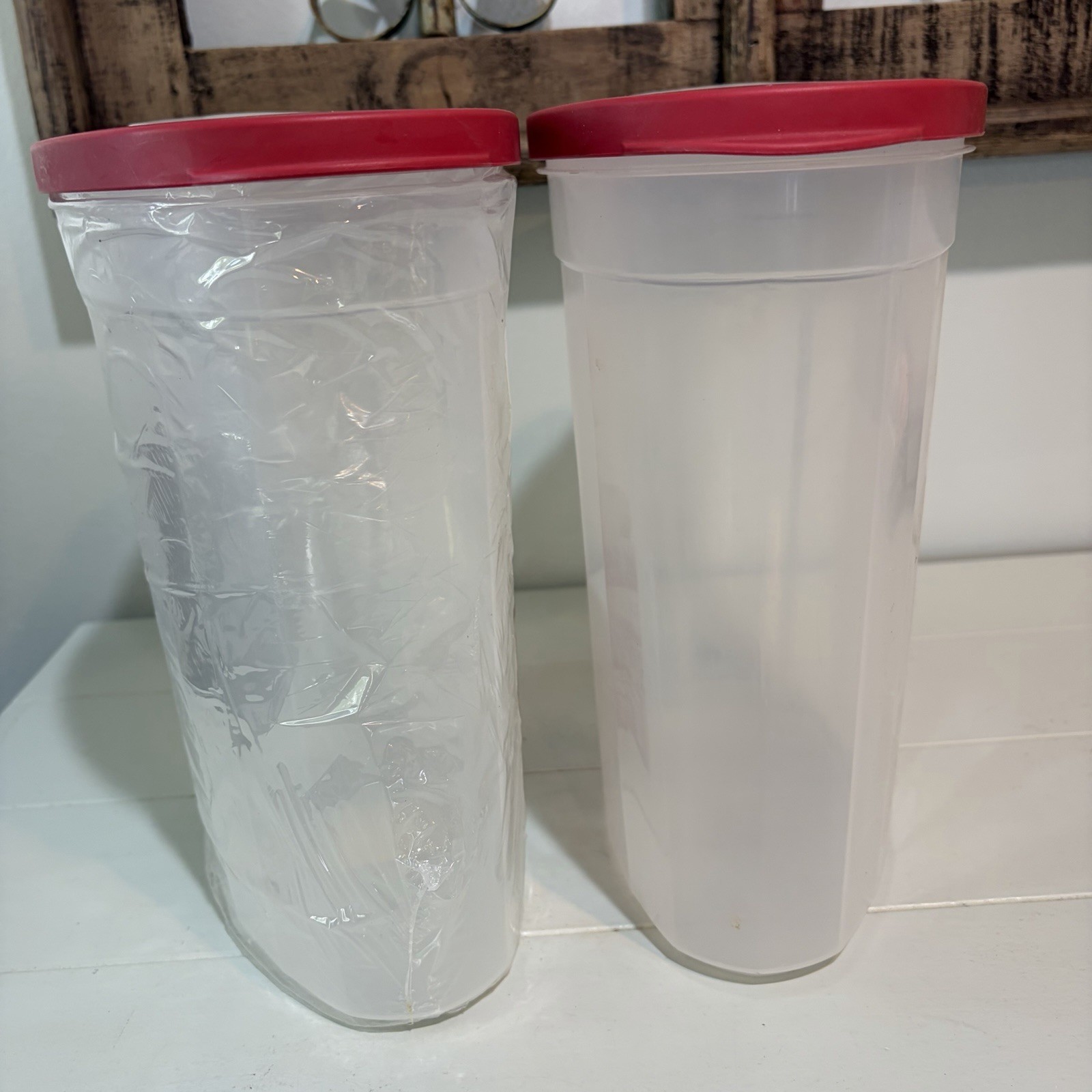 2 New Rubbermaid 1.5 Gallon Cereal Keeper Containers BPA Free Red Flip Top