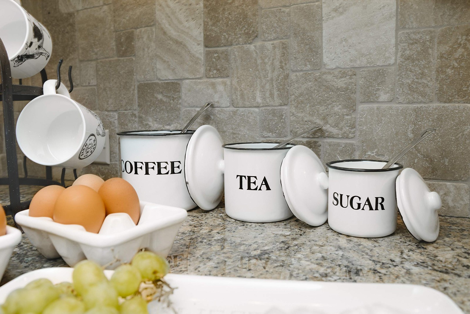 Creative Co-Op Metal Containers with Lids, 6″, 5″ & 4″H, White and Black