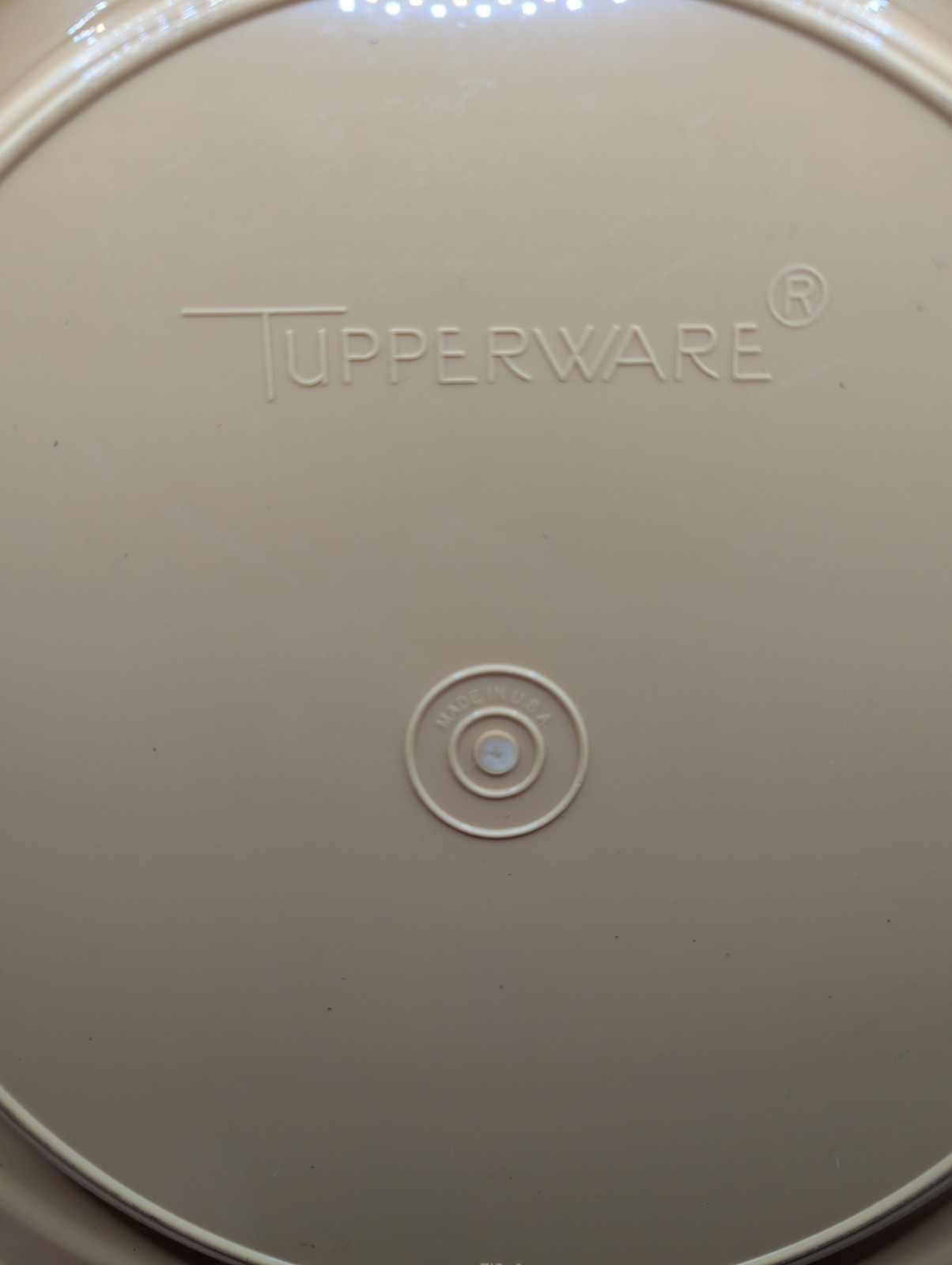 Vintage Tupperware, Lot Of 4 Pieces, Very Clean And Good Condition