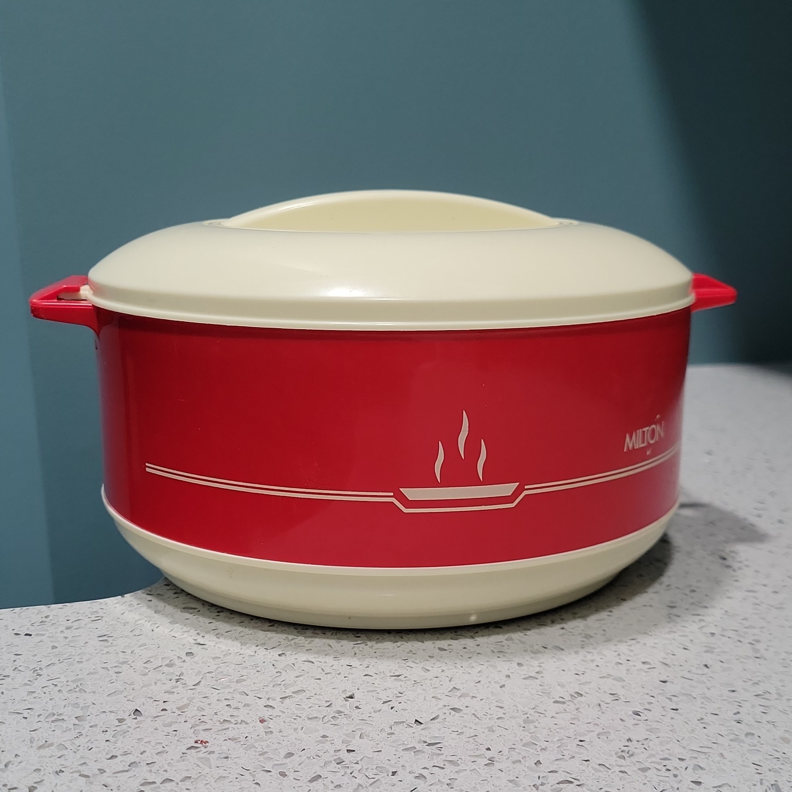 Red Milton Buffet II 1500 1550/ Buffet 2 Insulated Steel Casserole Dish with Lid
