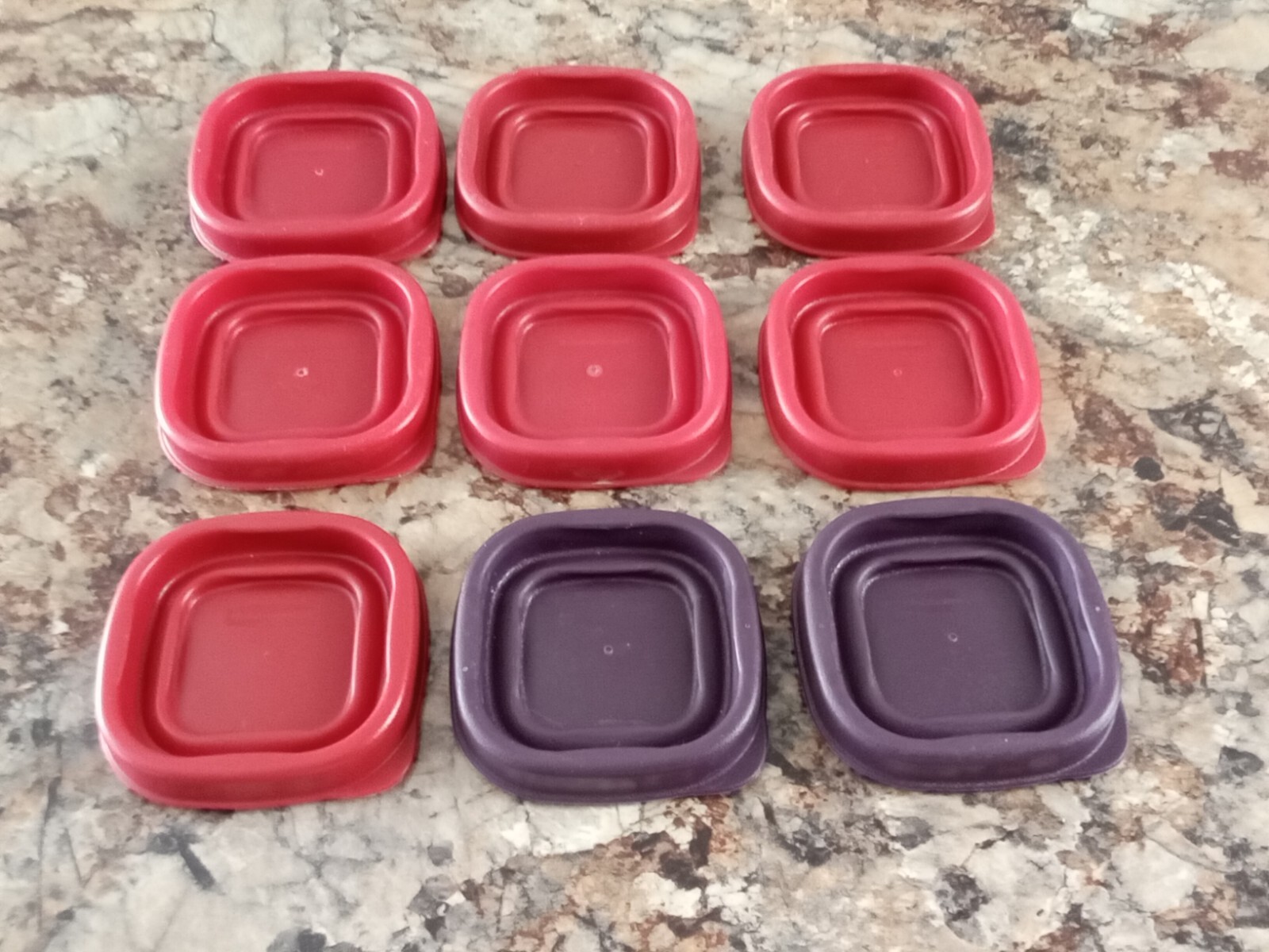Rubbermaid 7J54 Lids Only Replacement 7 Red 2 Purple Lot of 9