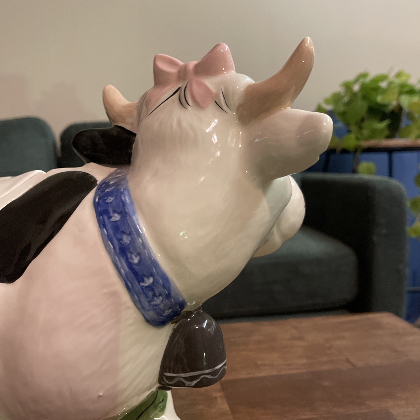 VTG Ceramic Cow Cookie Jar Black White Pink Bow Granny Twin Winton Cottage 16″