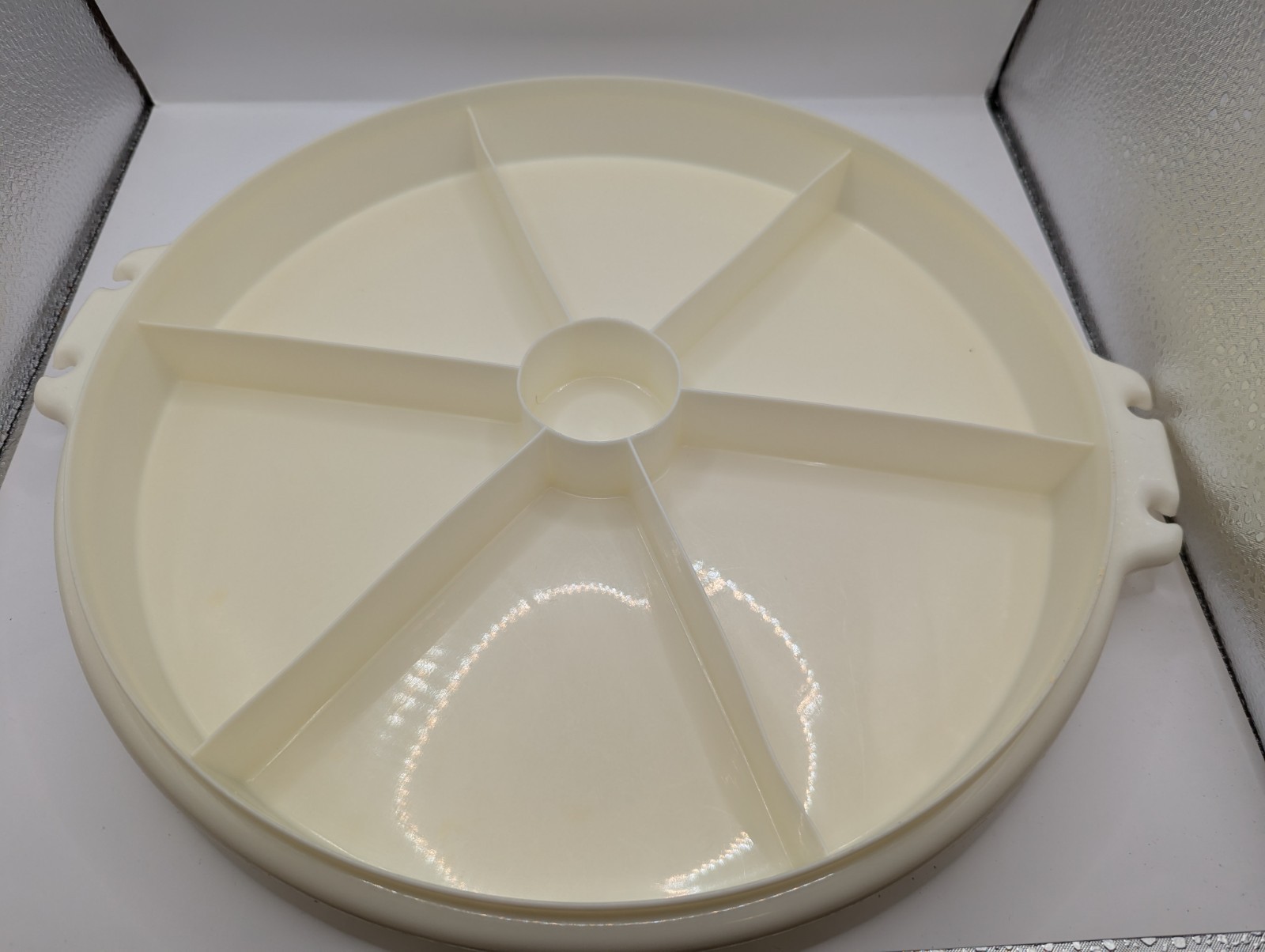 Vintage Tupperware, Lot Of 4 Pieces, Very Clean And Good Condition