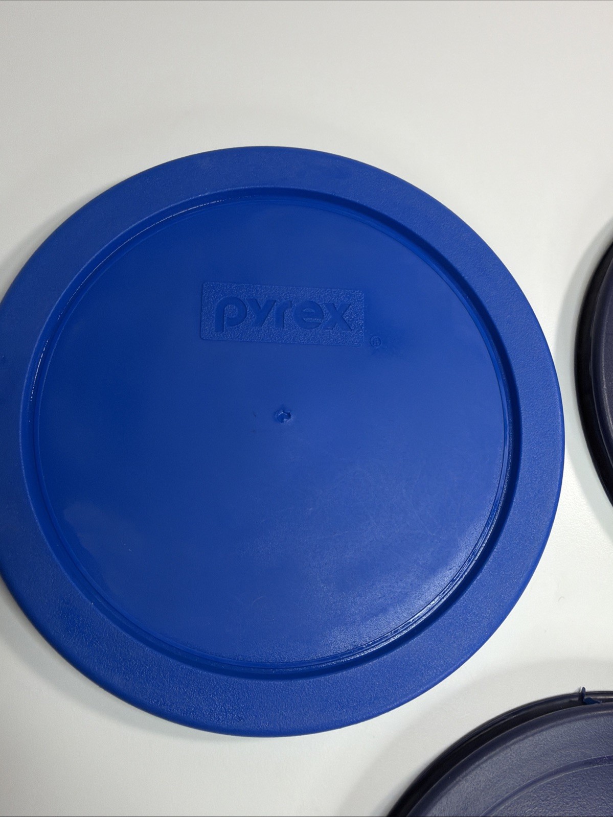 3 Pyrex Storage #7401-PC Dark Blue 6″ Round Plastic Replacement Lid Cover 4 Cup