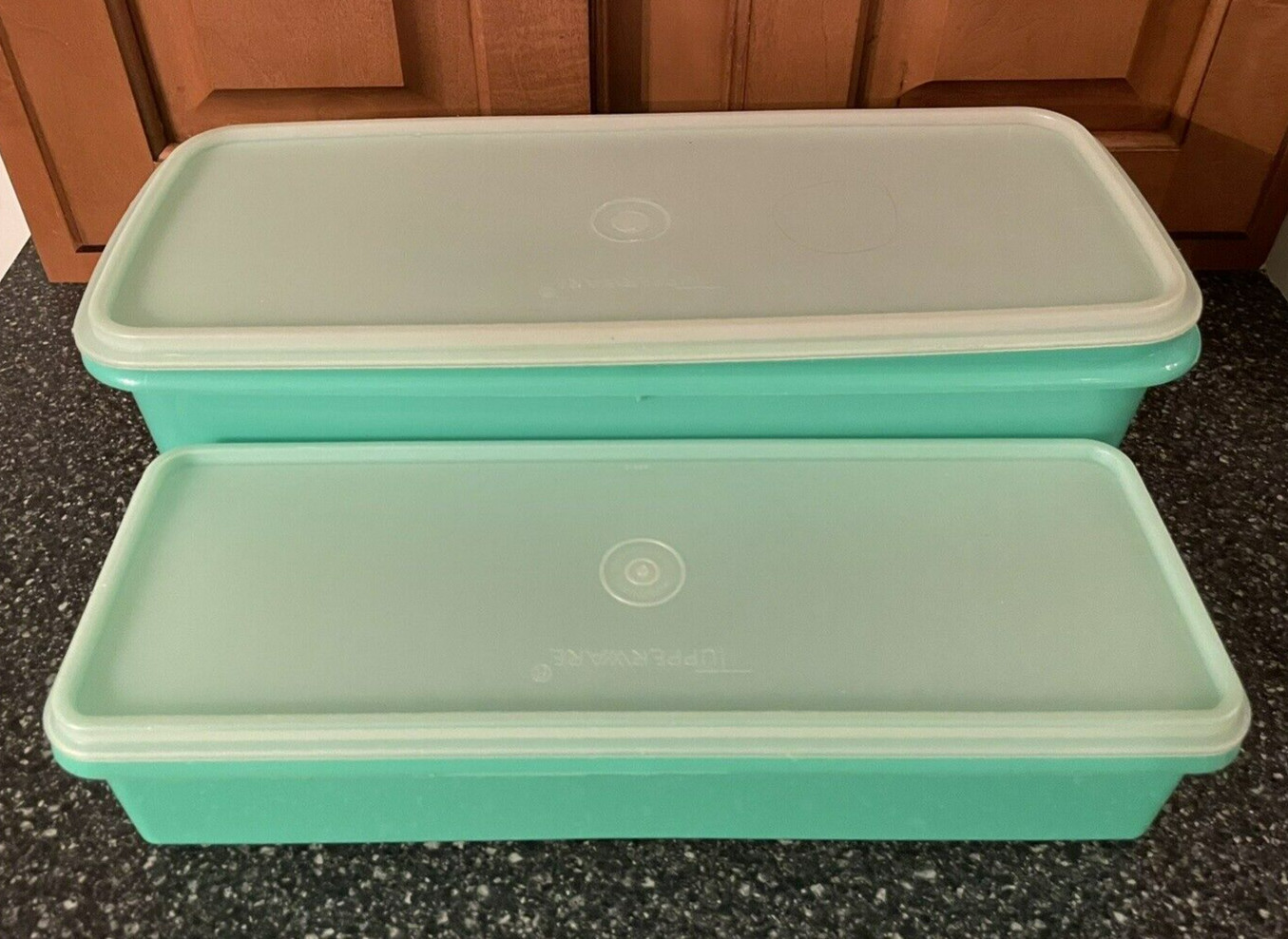 Set Vintage Tupperware Geen Celery Keeper Veggie Bread Storage Container 782 892