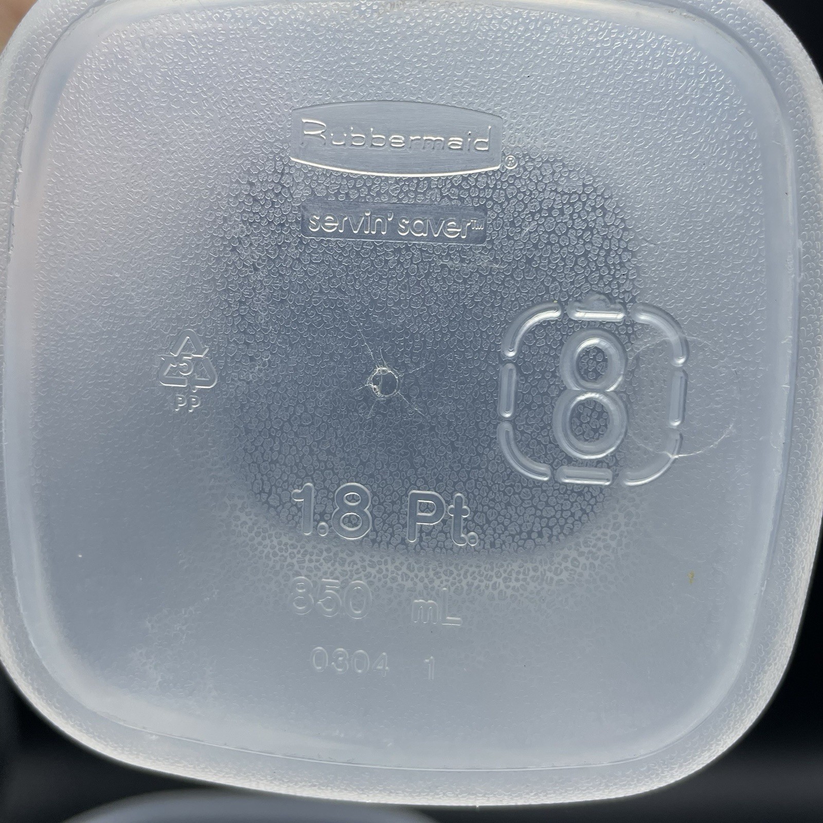 2 Vtg Rubbermaid Servin Saver Canisters Clear w Blue Lids #6 #8 3 Qts 1.8 Pts
