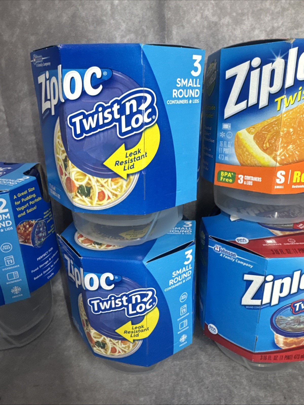 Lot of 14 Ziploc Twist n Loc Leak Resisant Small Round & Medium Round