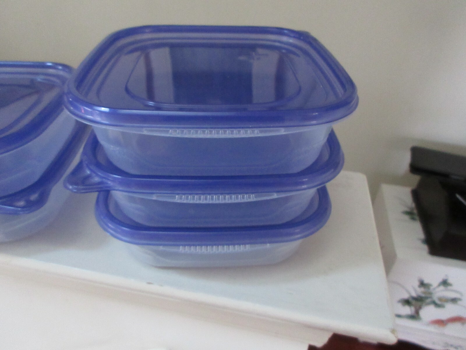 Food Storage Container , 7″x7″X2″ ,Lot of 5 , 25 oz each