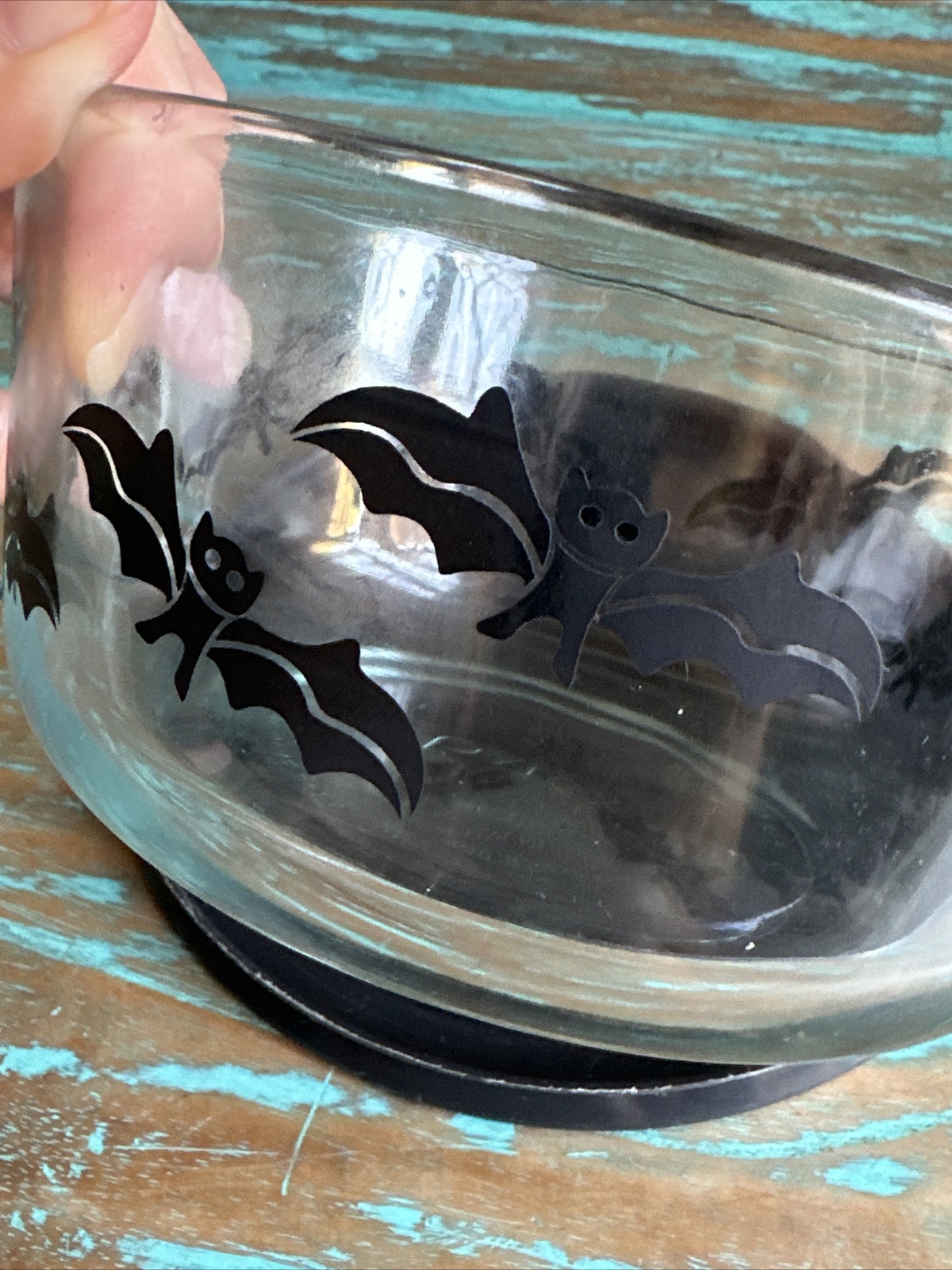 Pyrex Glass 1 Qt Storage Container With Black Bats 4 Cups Black Lid Halloween