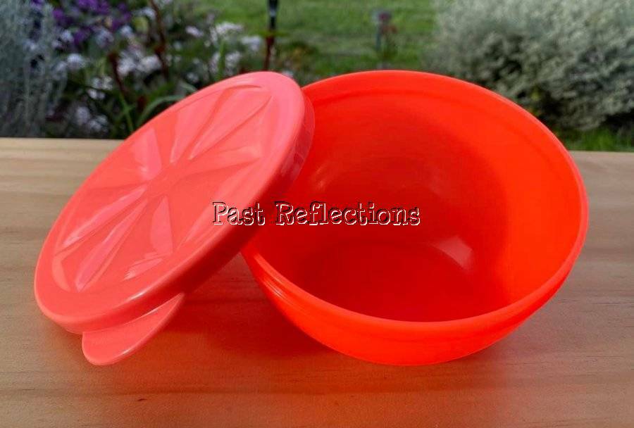 TUPPERWARE LIME / LEMON KEEPER FORGET ME NOT NEON ORANGE