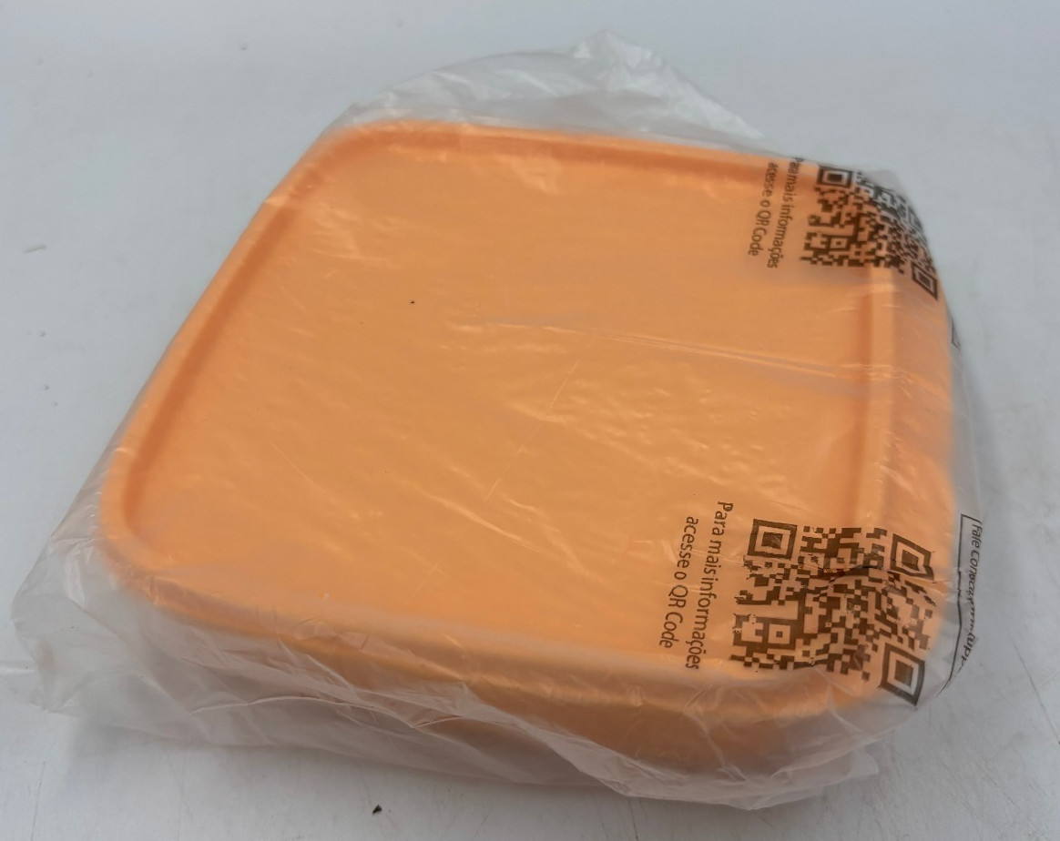 Tupperware Lunch-It Container #7503 – 2 Cups – Orange Taffy – New in the Package