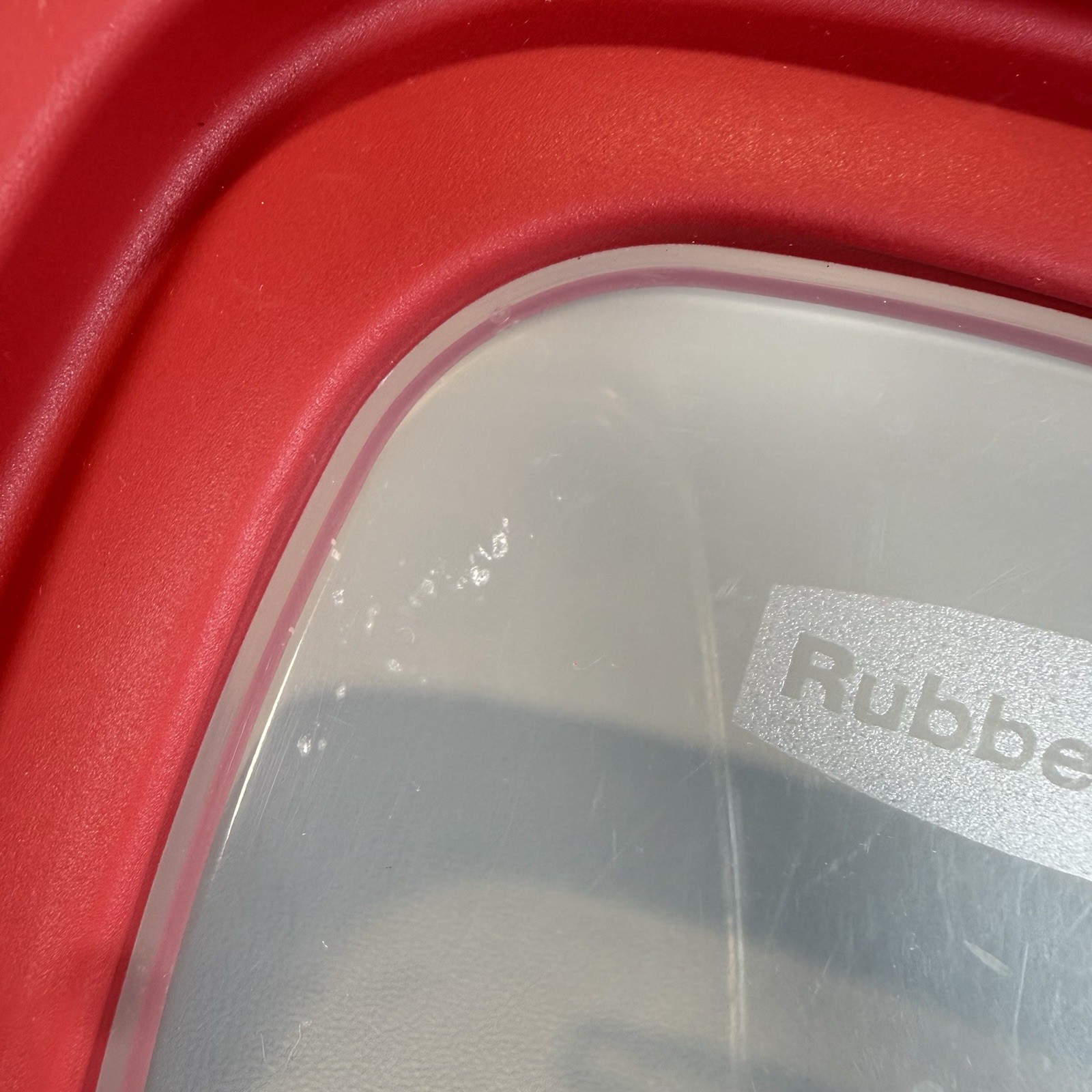 Lot Of 5 Rubbermaid Premier Square Snap Lid Replacement 7″ Red 10M3M4 LIDS ONLY