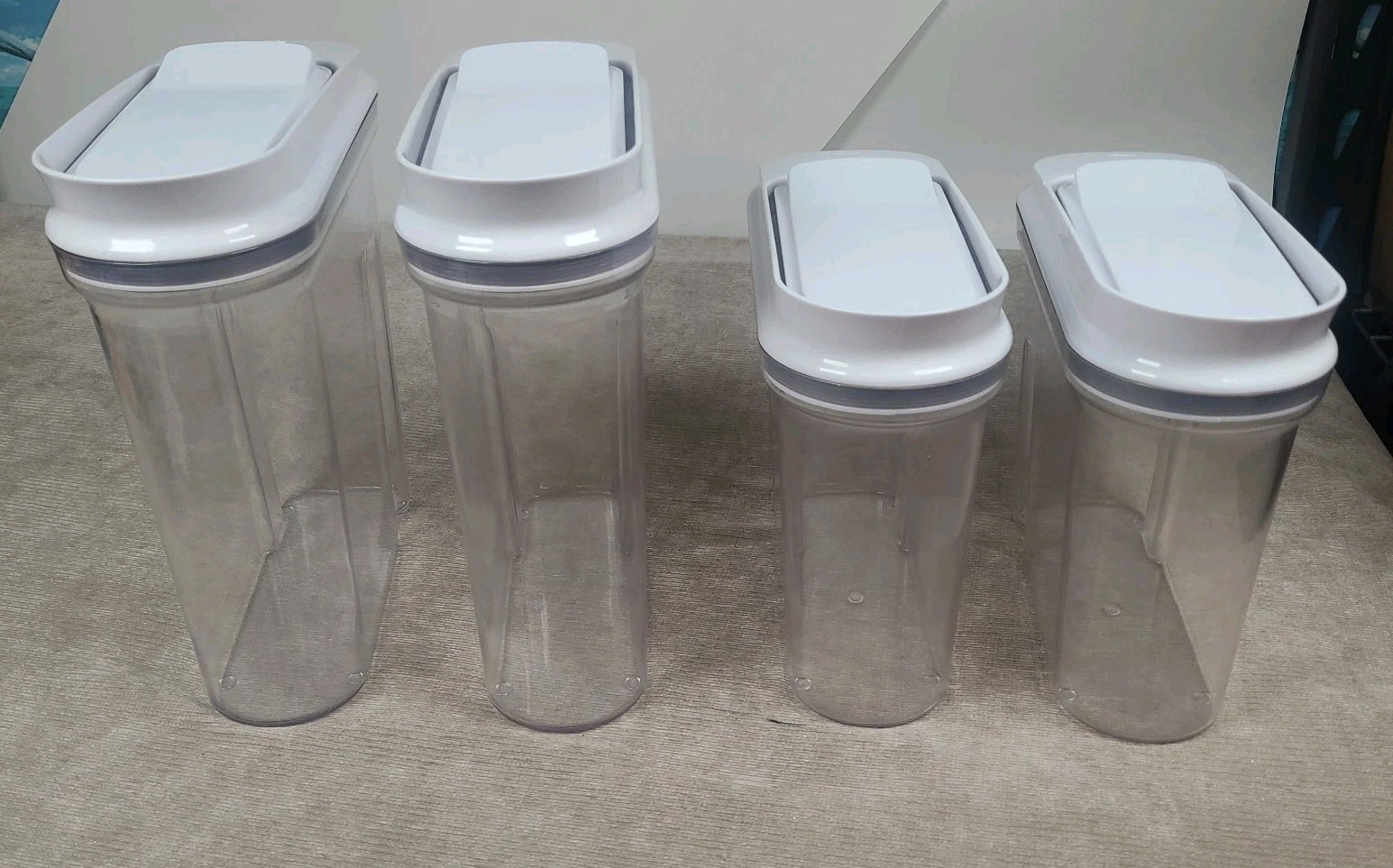 OXO (2) 3.4 Qt. (2) 2.5 Qt. Good Grips Lot of 4 POP Cereal Dispensers