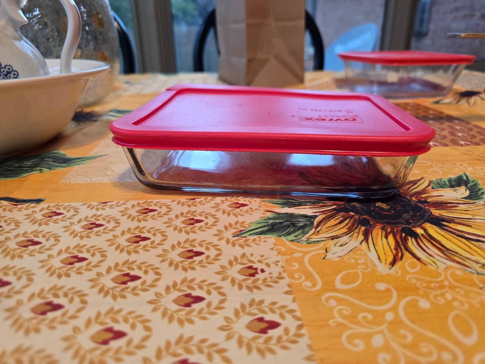 Vintage Cranberry Pyrex Rectangle 2 Cup 150 ML with Lid Oven & Microwave